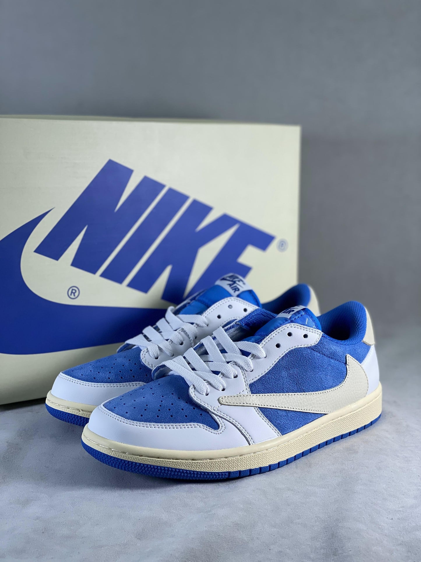 Designer Travis Scott x Fragment x Air Jordan 1 Low TS CQ4277 212