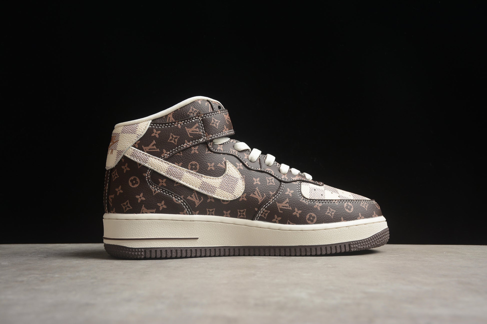 Designer Air Force 1 x LV DV0688 200