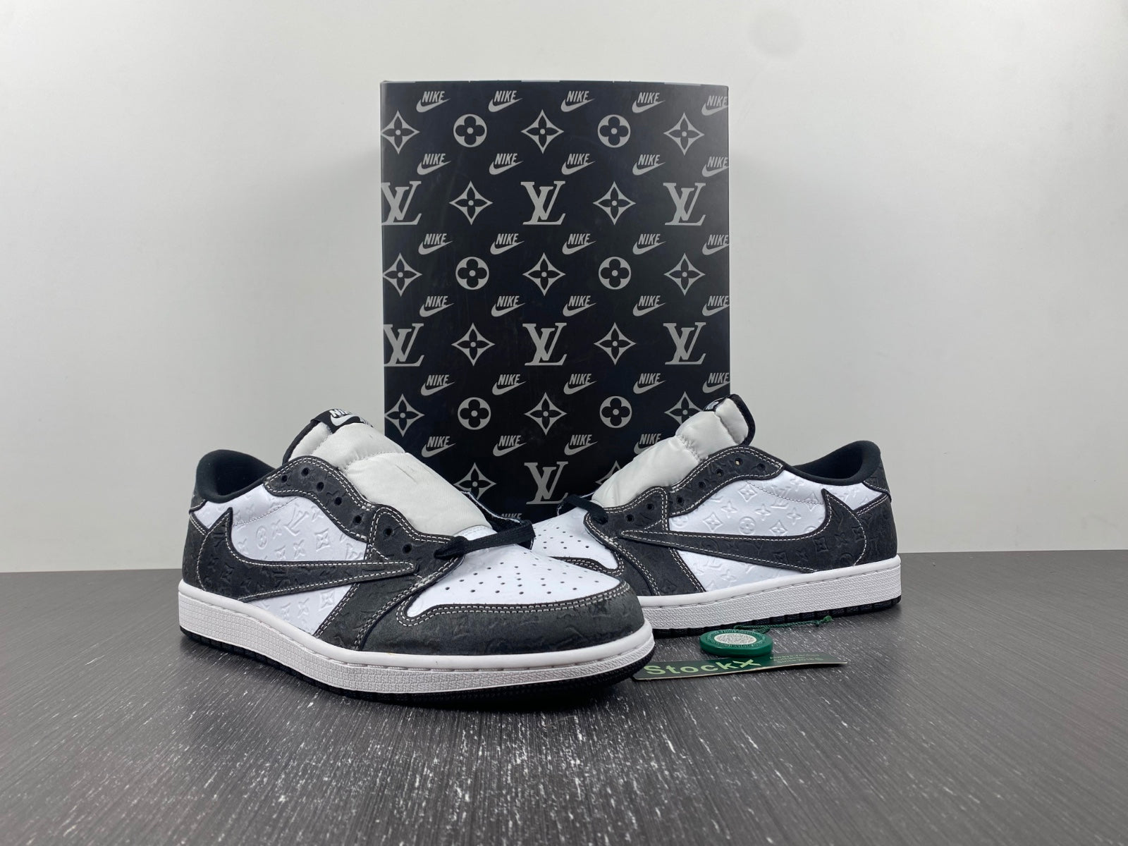 Designer Air Jordan 1 x LV dl2211-001