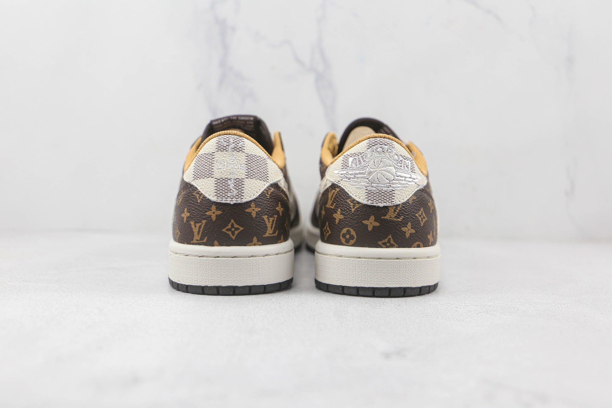 Designer Fragment x Travis Scott x Air Jordan 1 Low LV DM7866 216