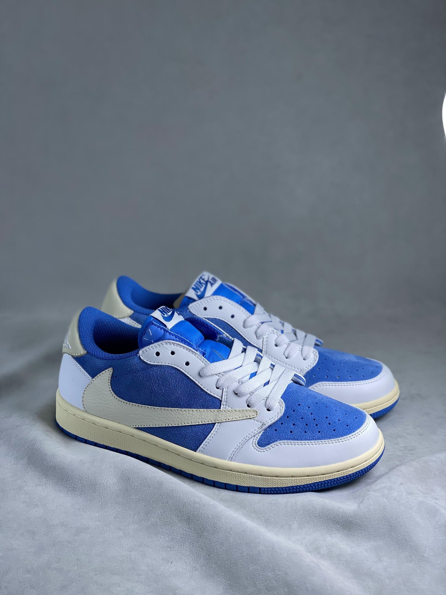 Designer Travis Scott x Fragment x Air Jordan 1 Low TS CQ4277 212