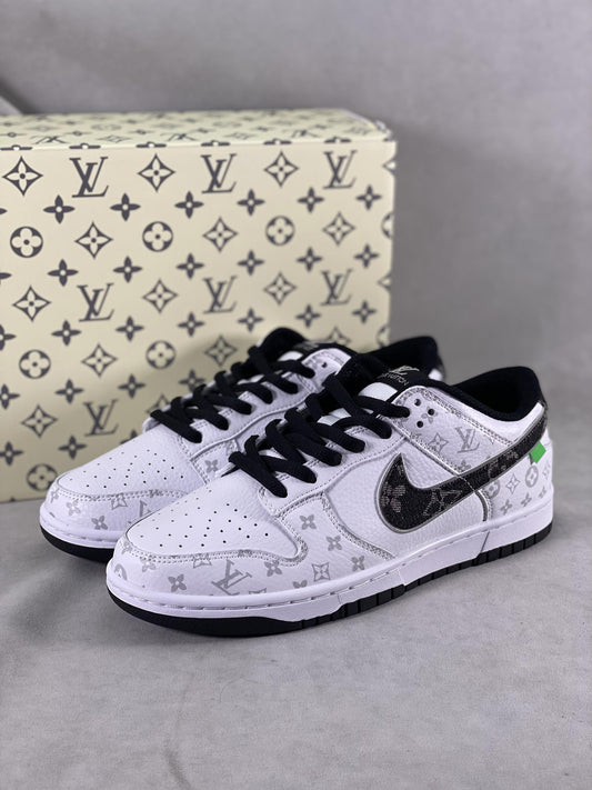 Designer SB Dunk Low x LV 0526 591