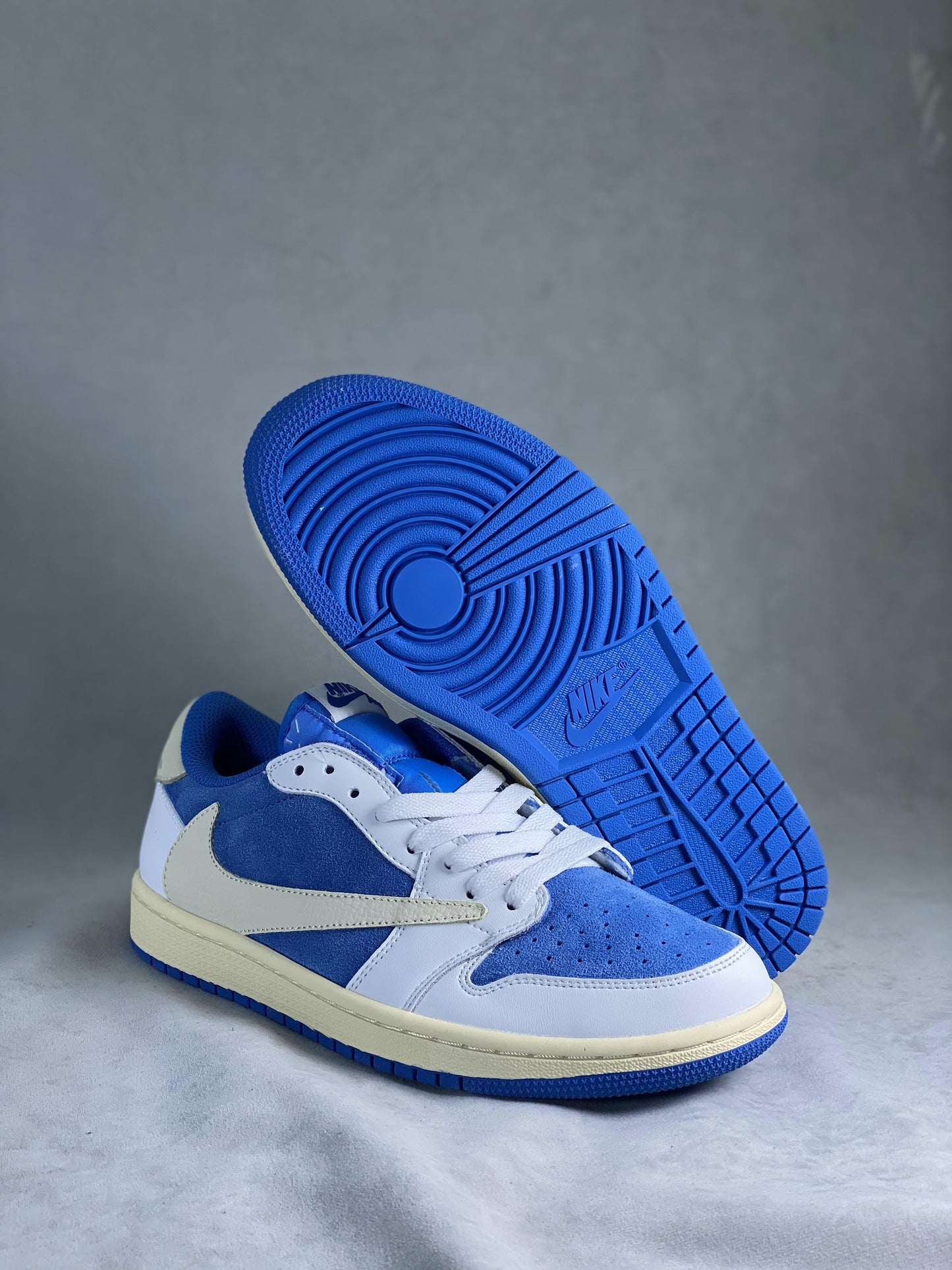 Designer Travis Scott x Fragment x Air Jordan 1 Low TS CQ4277 212