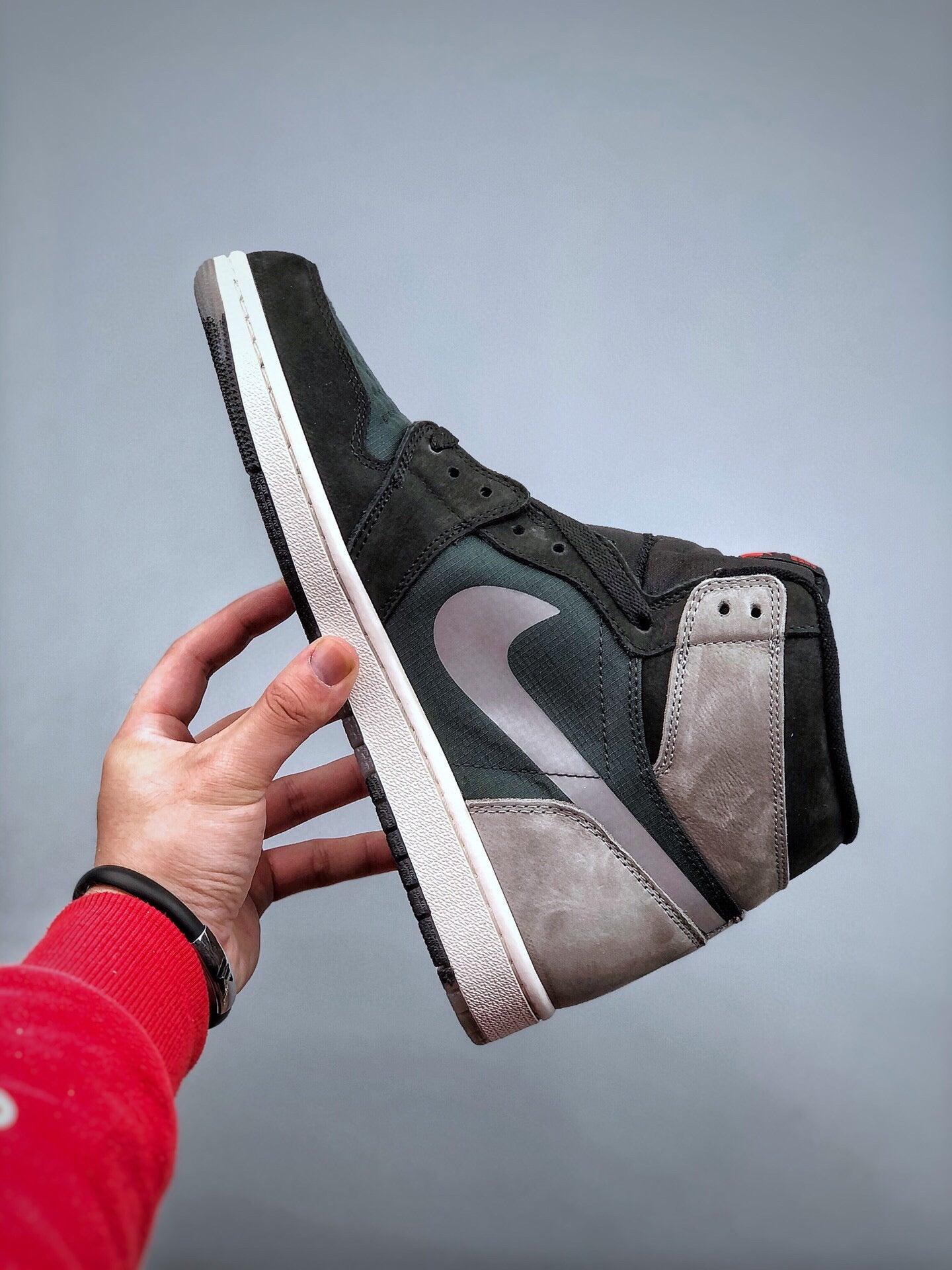 Designer Air Jordan 1 DB2889-001