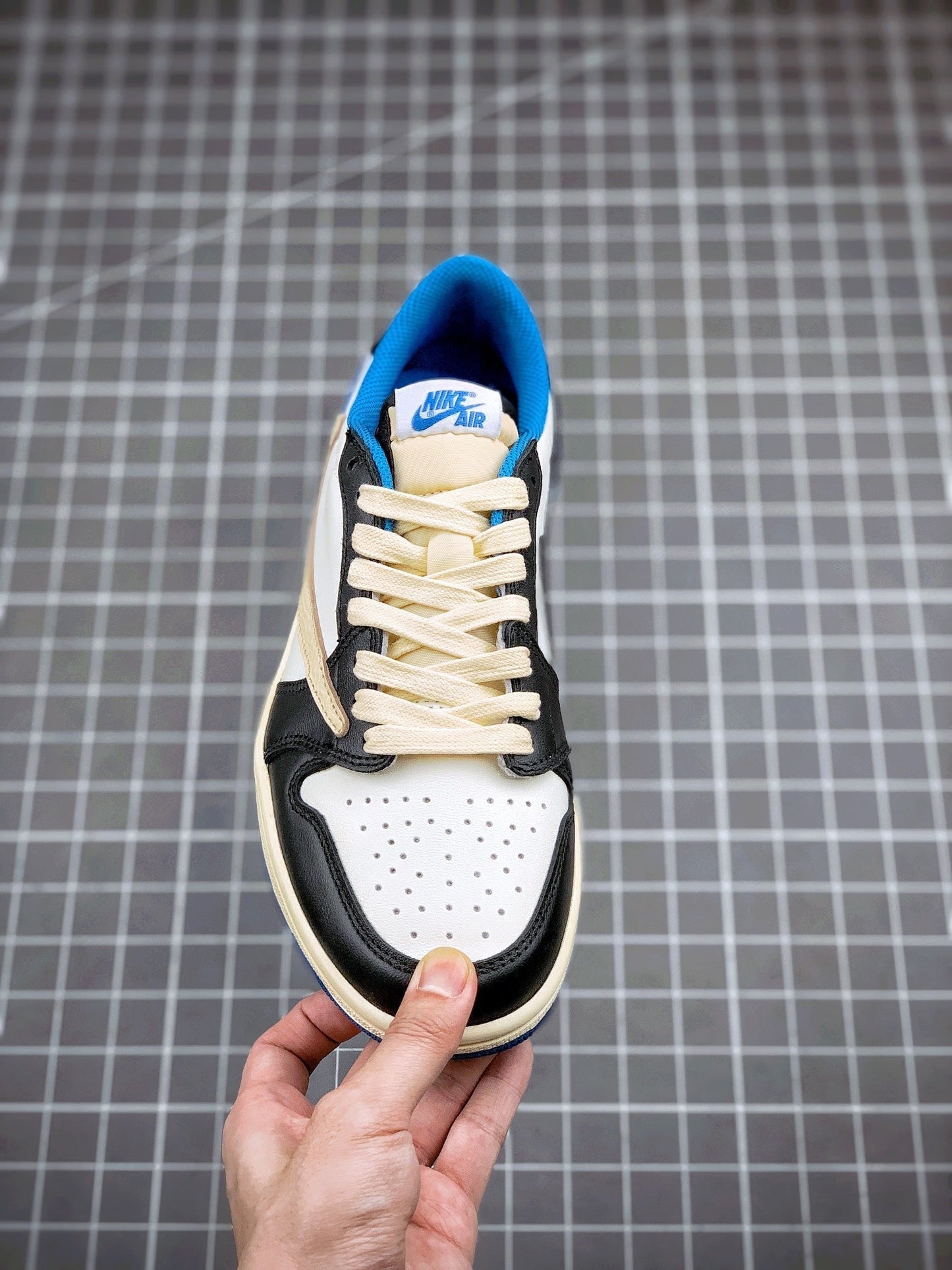 Designer Air Jordan 1 Low Fragment x T-Scott - DM7866-140