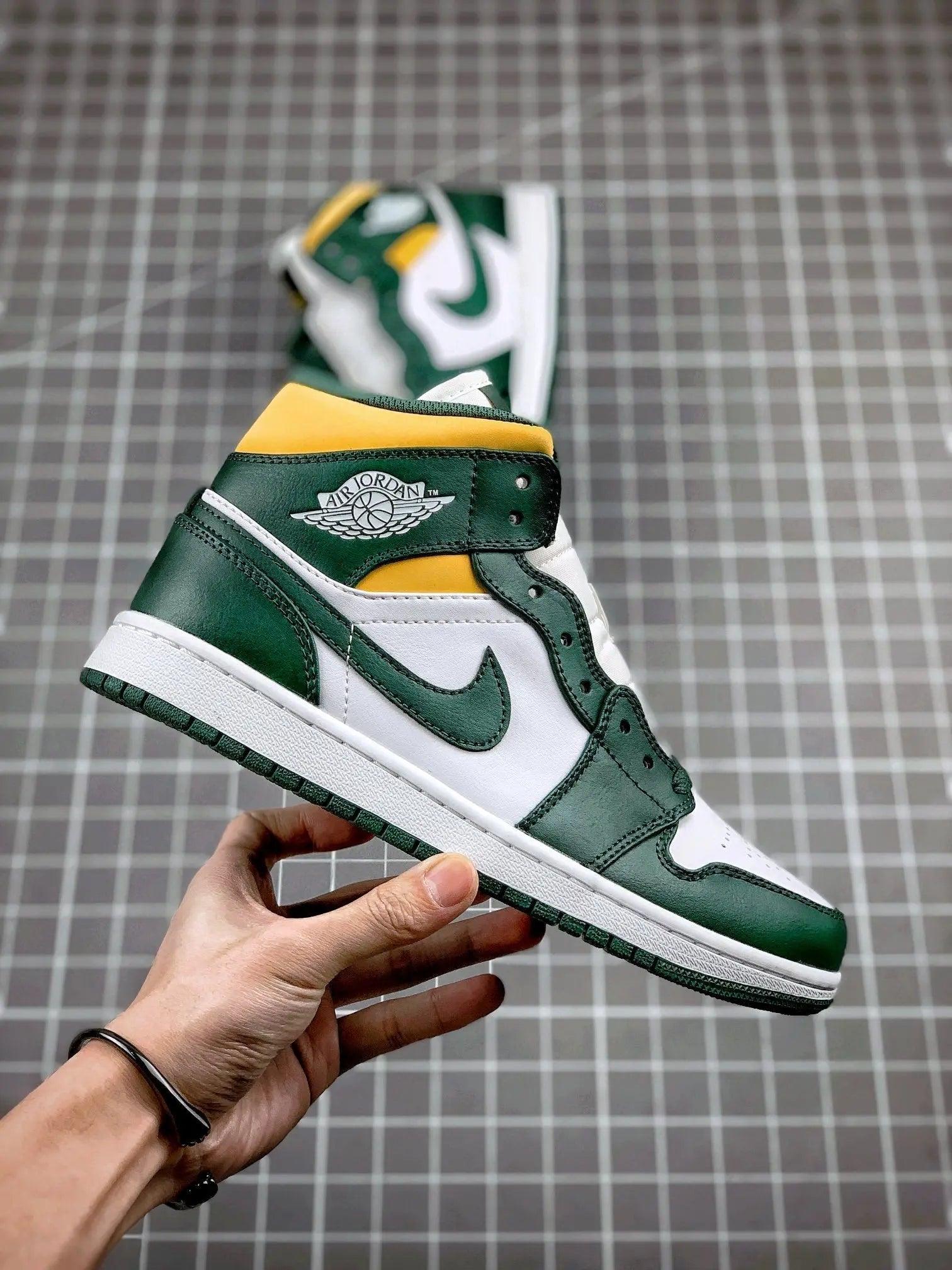 Designer Air Jordan 1 MID 554724-371