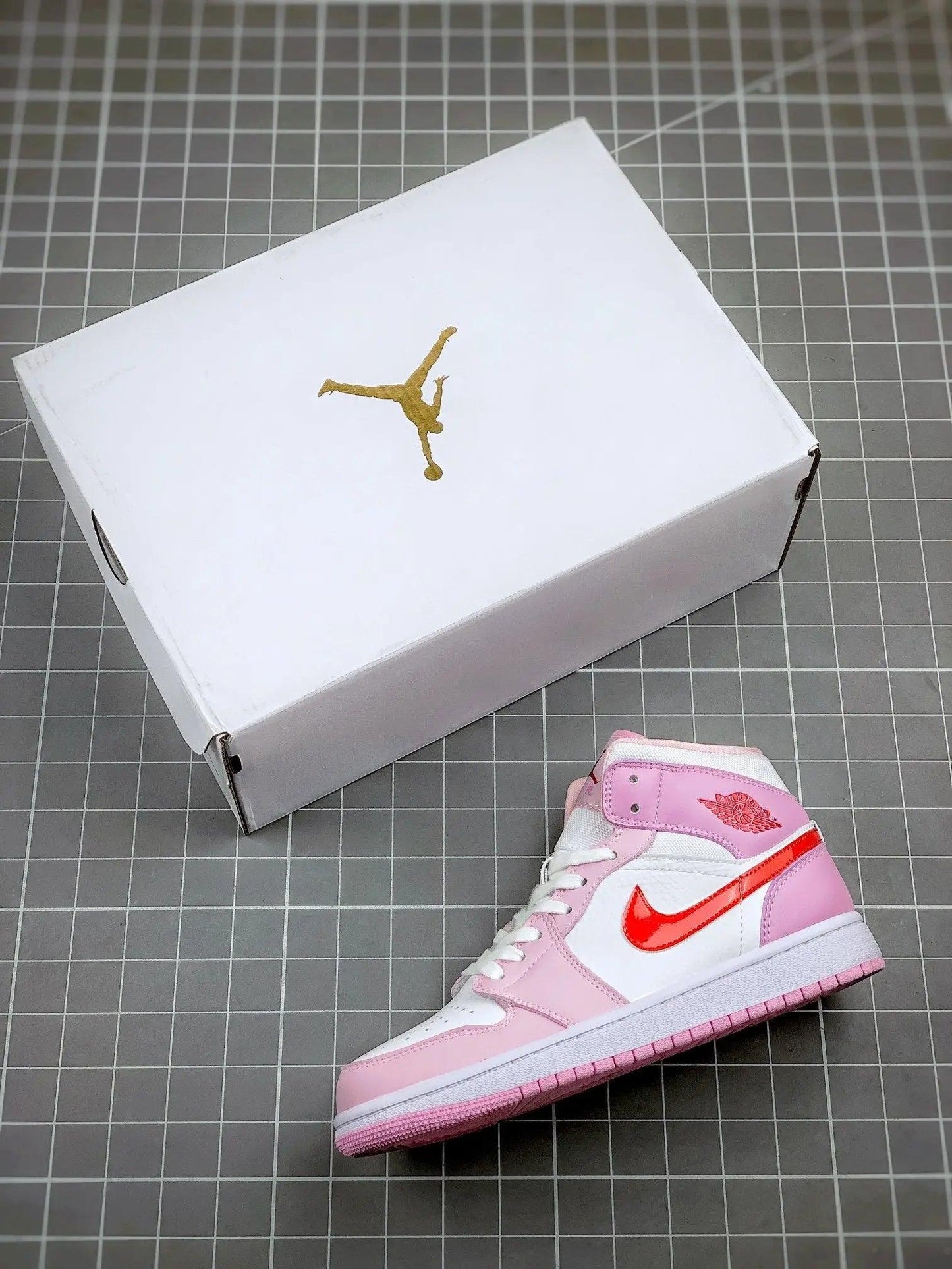 Designer Air Jordan 1 MID Pink Purple Valentine's Day