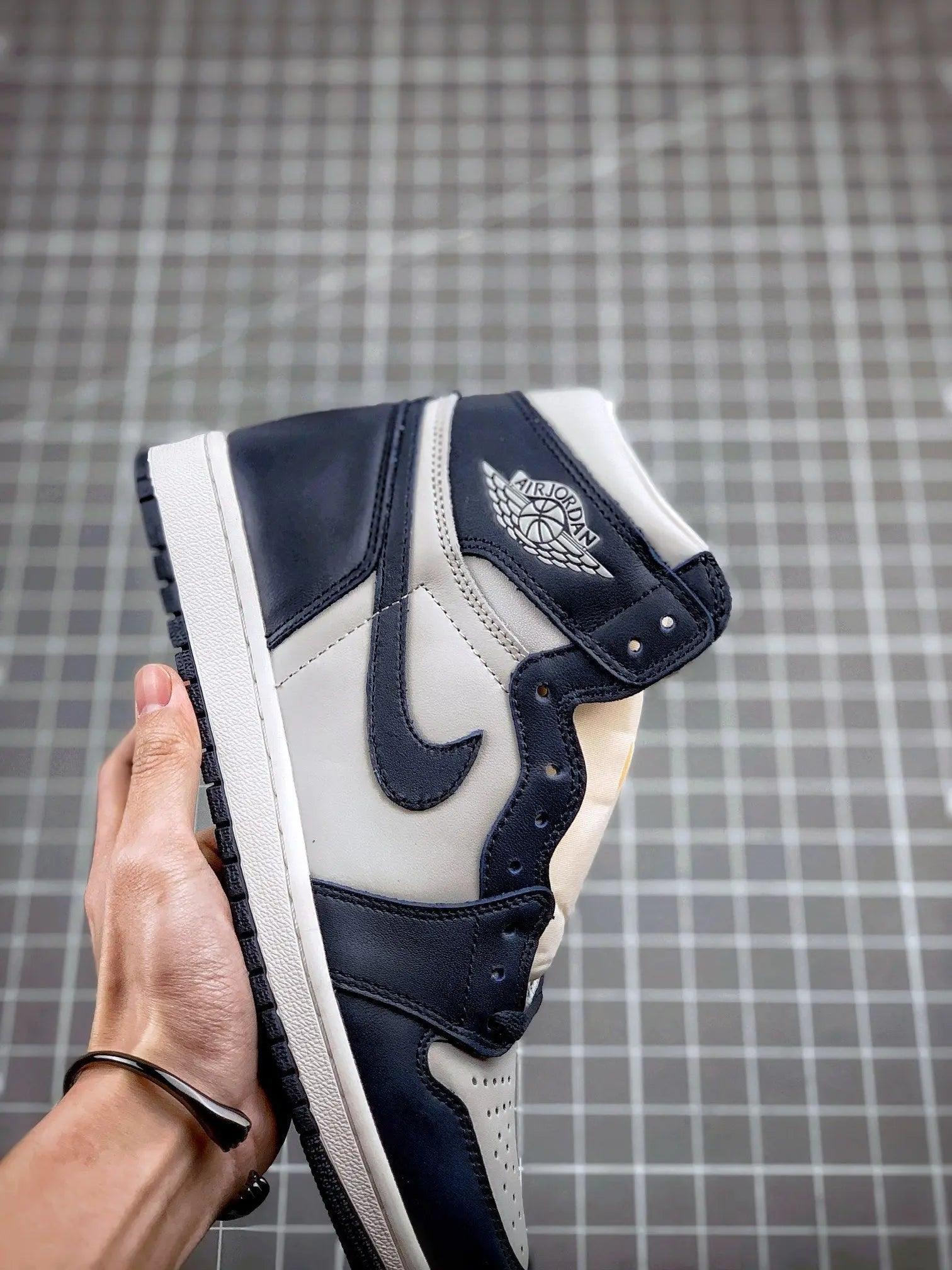 Designer Air Jordan 1 Retro Grey Blue Georgetown