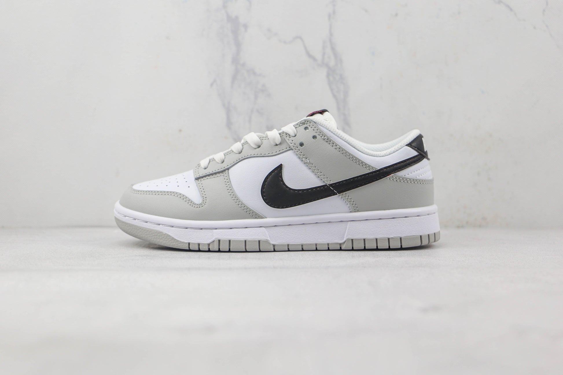 Designer NK SB Dunk Low DR9654 001