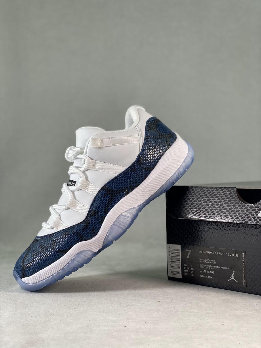 Designer Air Jordan 11 Low 'Navy Snakeskin' CD6847-102