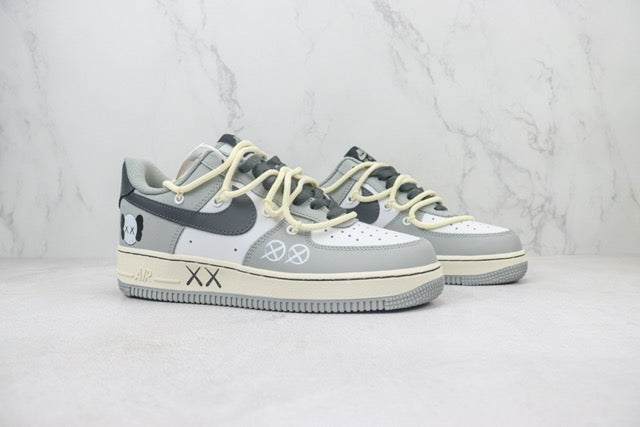 Designer Air Force 1 Low x KAWS KS6868-666