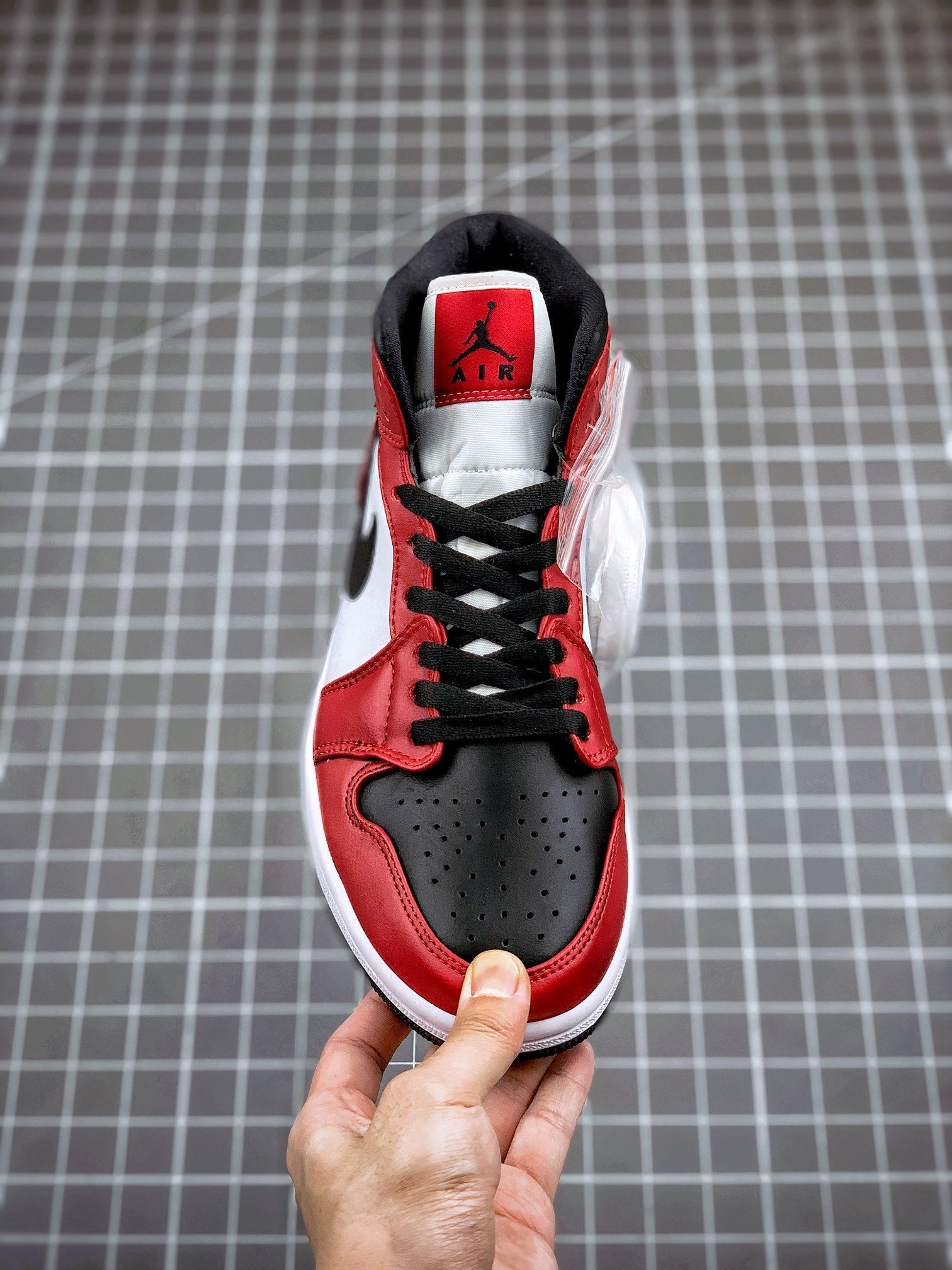 Designer Air Jordan 1 Mid “Gym Red” 554724-069