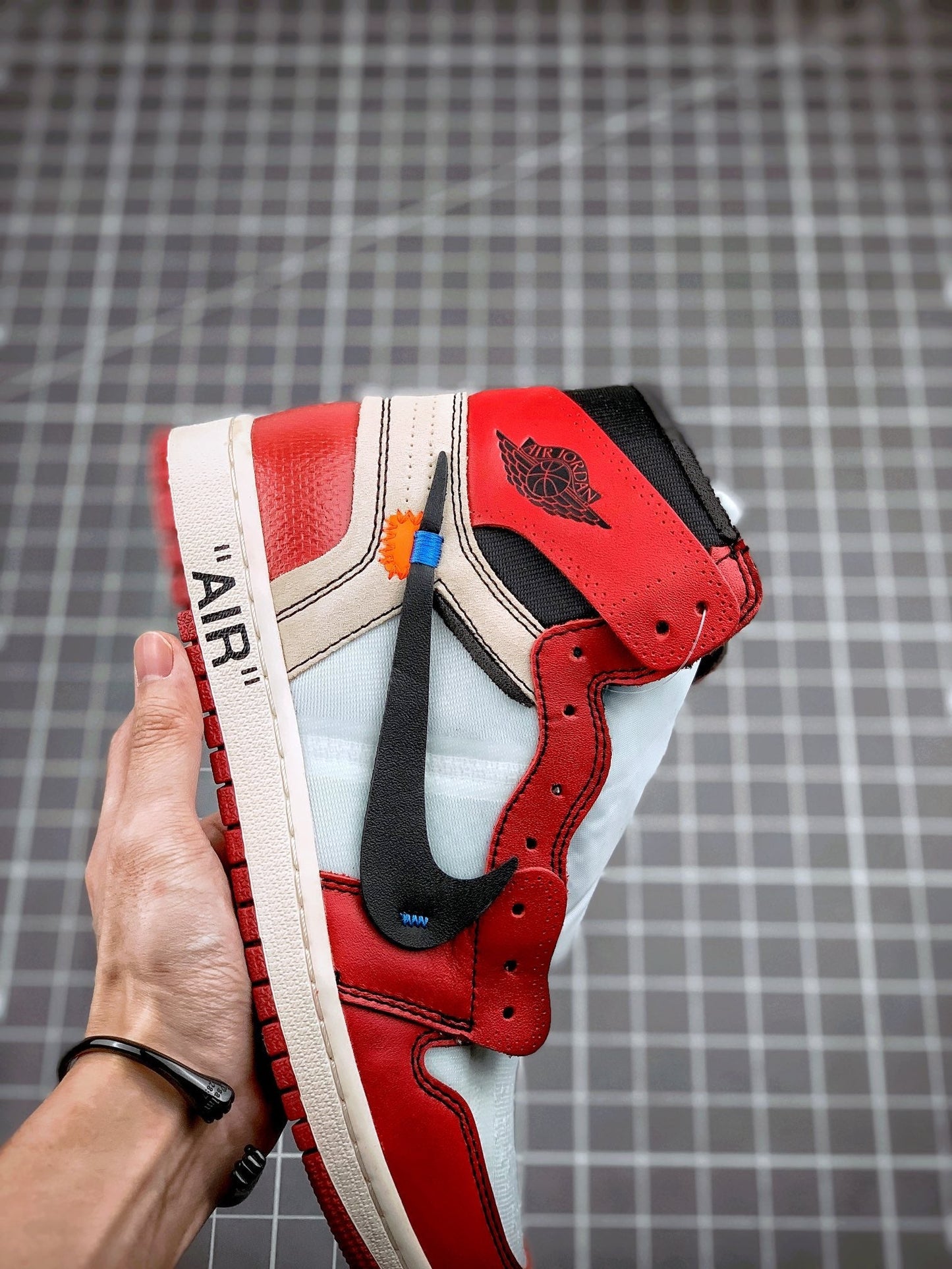 Designer Air Jordan 1 Retro High Off-White Chicago - AA3834-101