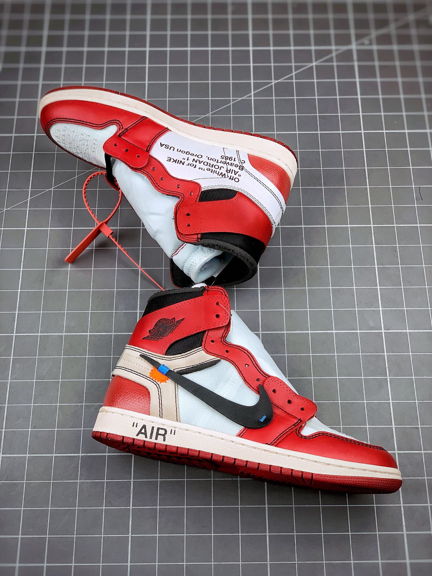 Designer Air Jordan 1 Retro High Off-White Chicago - AA3834-101