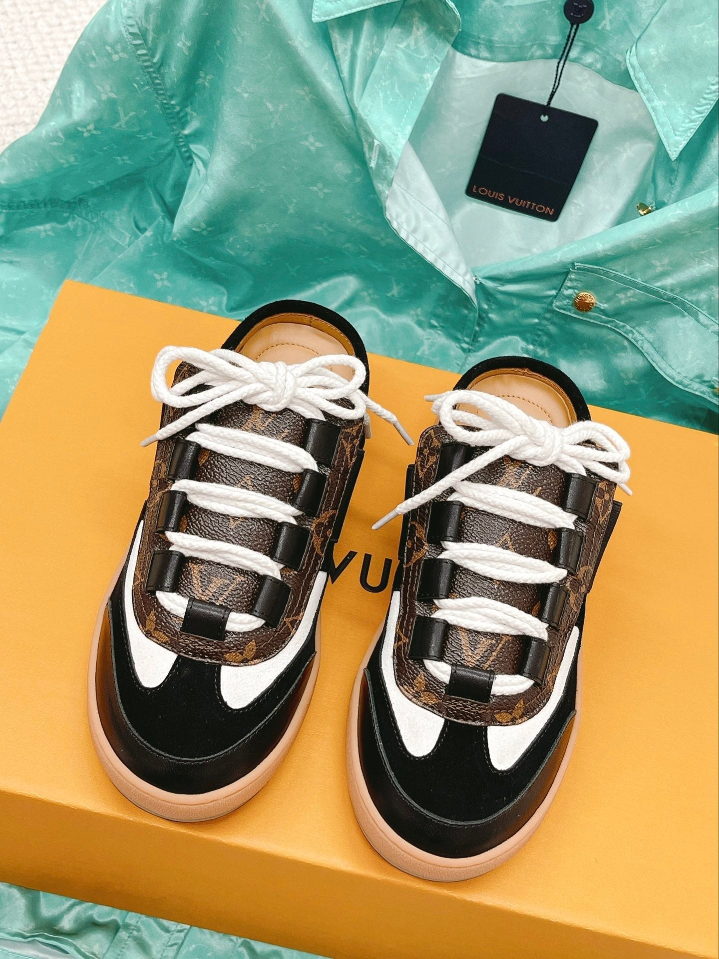 Luxury Shoes - LU-V - 578