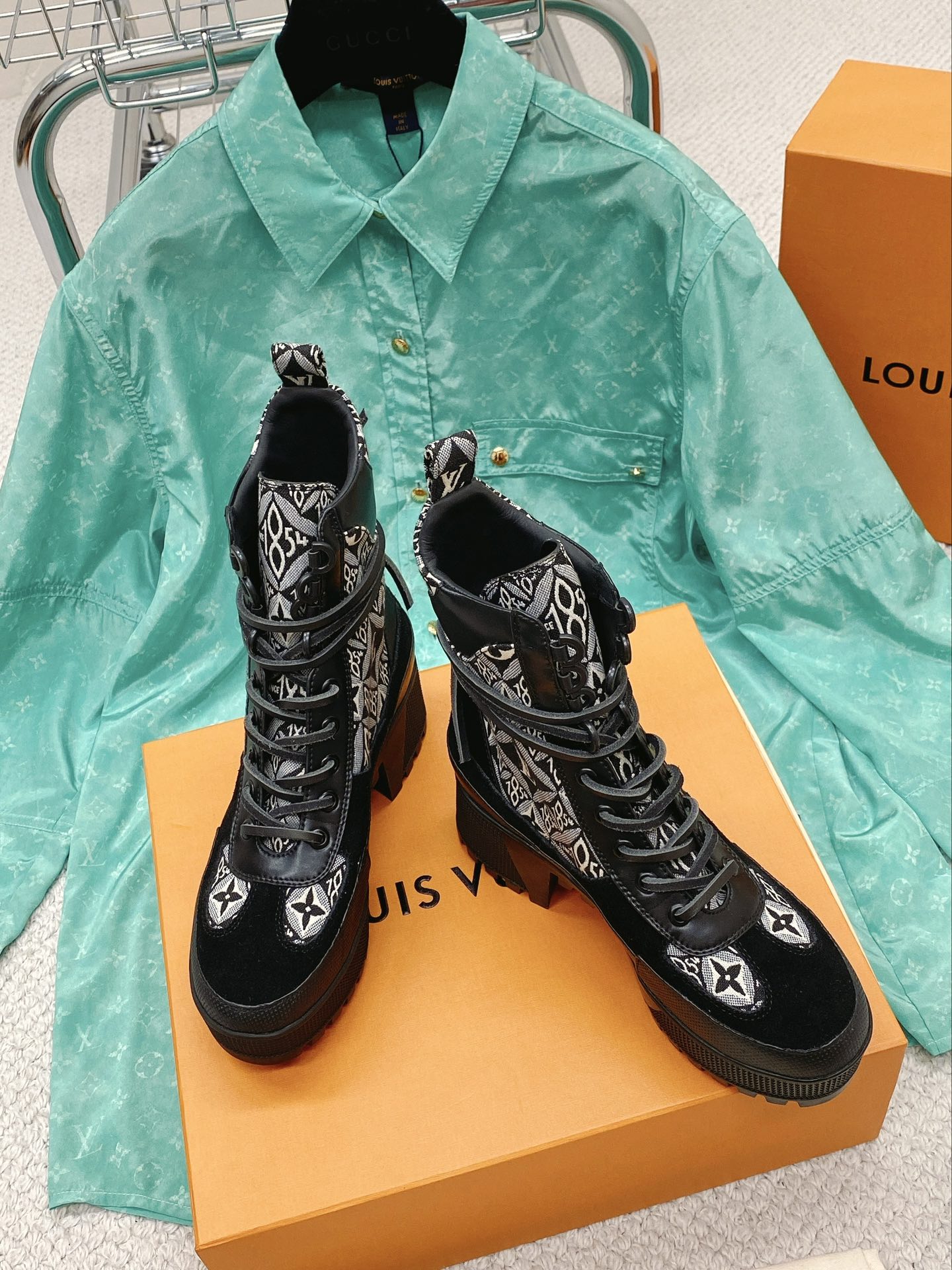 Luxury Shoes - LU-V - 564