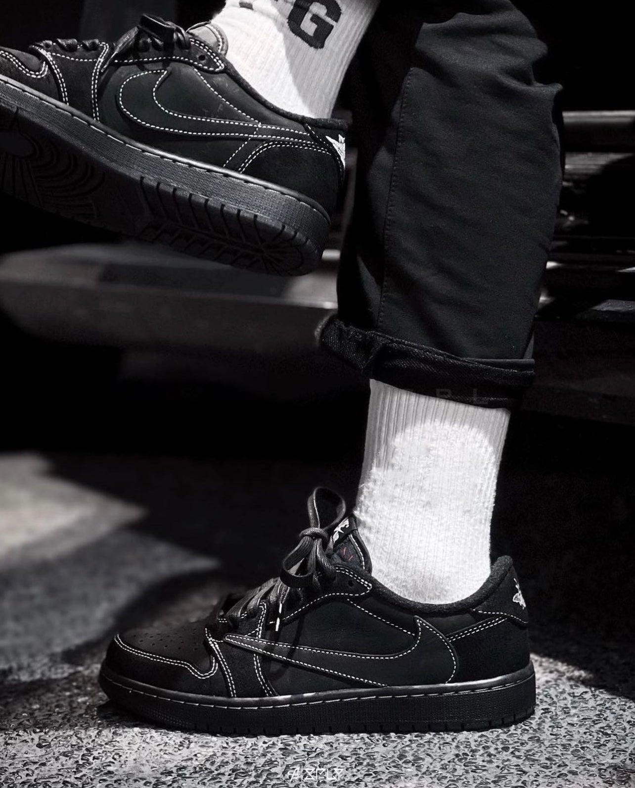 Designer Travis Scott x Fragment x Air Jordan 1 Low DM7866-001