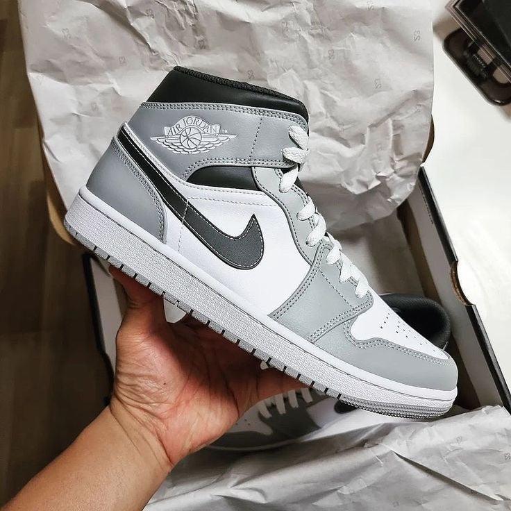 Designer Jordan 1 Mid Light Smoke Grey High Q