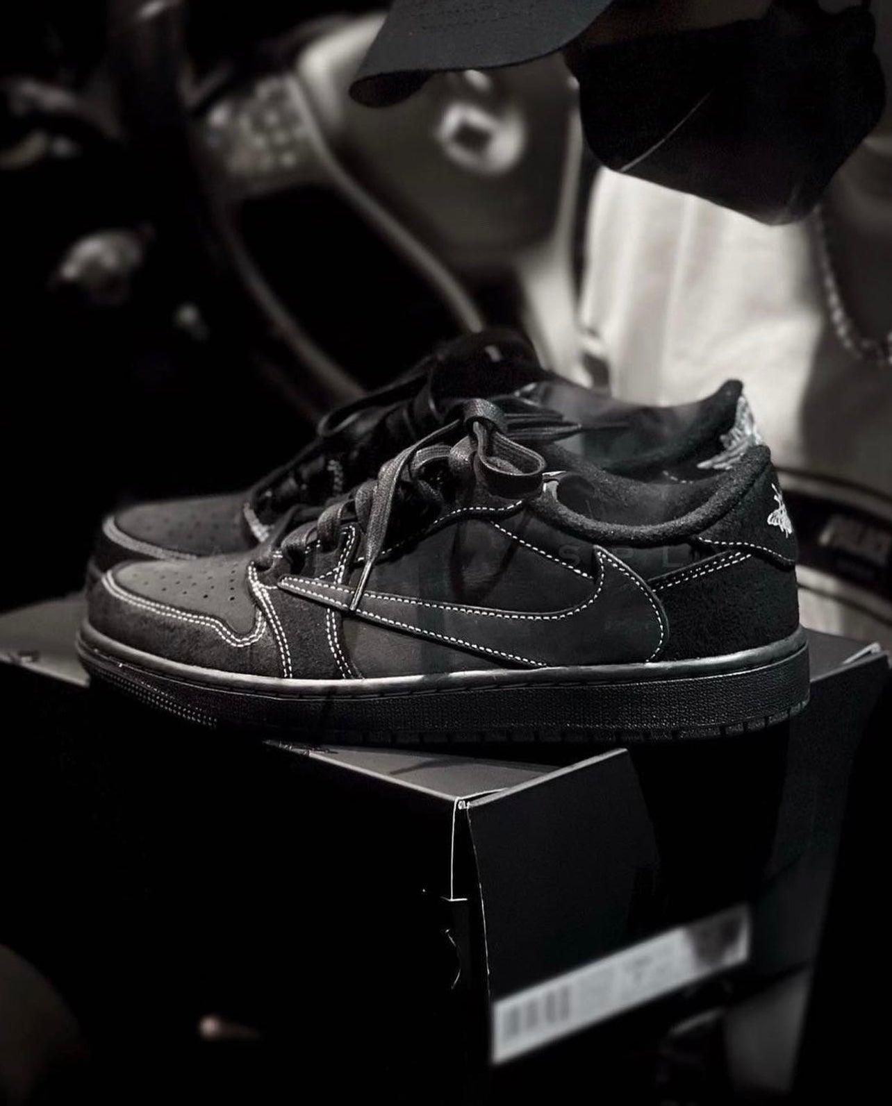 Designer Travis Scott x Fragment x Air Jordan 1 Low DM7866-001