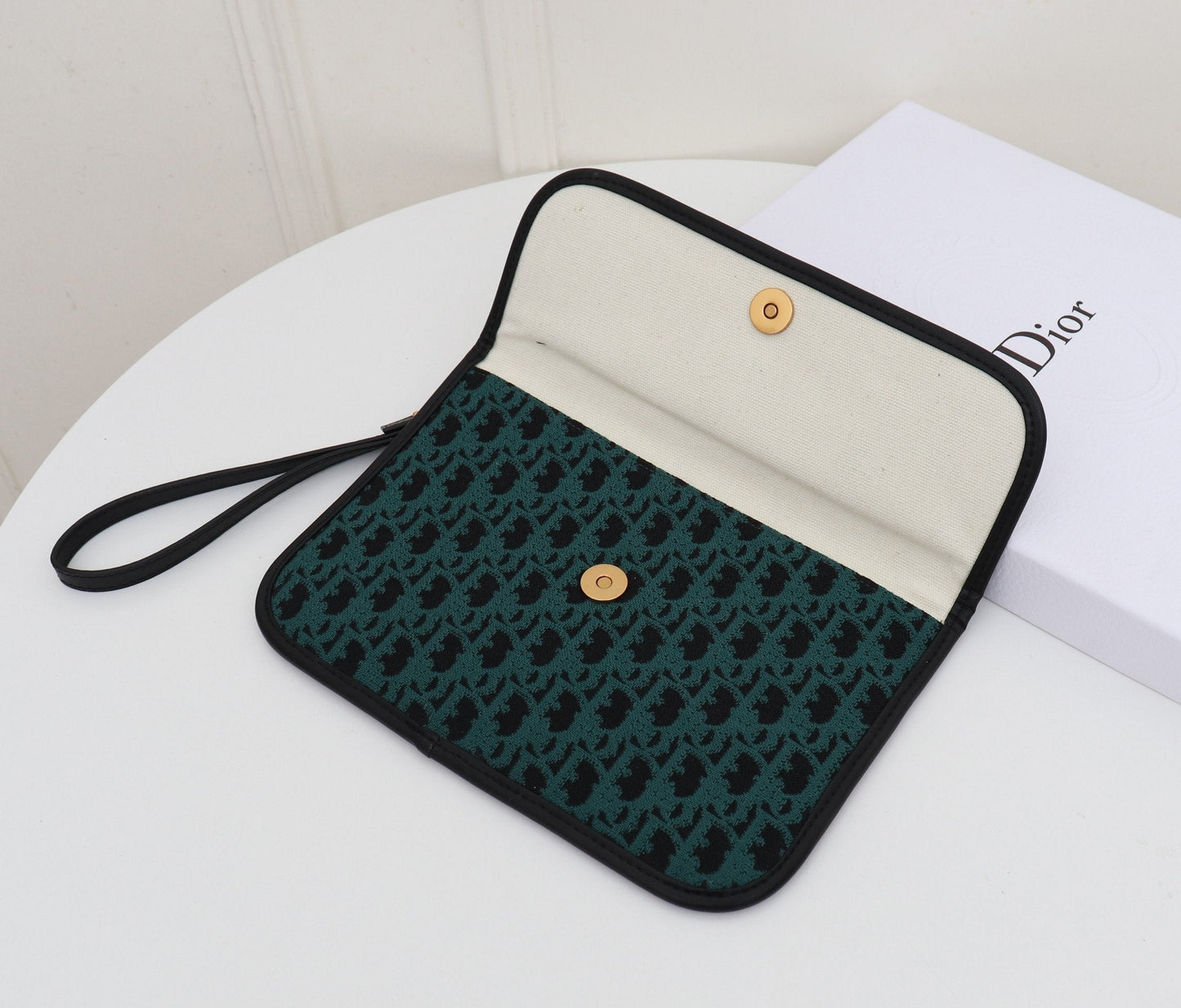 VO - AF Handbags DIR 165