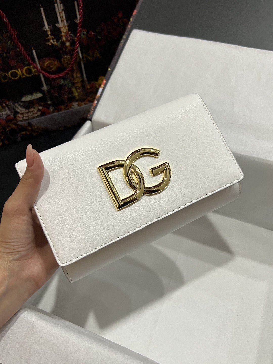 DG 3.5 Clutch White For Women 8.3in/21cm DG BB7082AW57680002