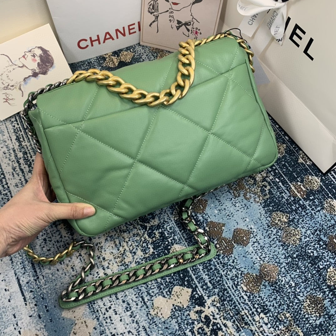 CHL 19 Flap Bag Gold Hardware Green For Women, Women&#8217;s Handbags, Shoulder Bags 10.2in/26cm AS1160