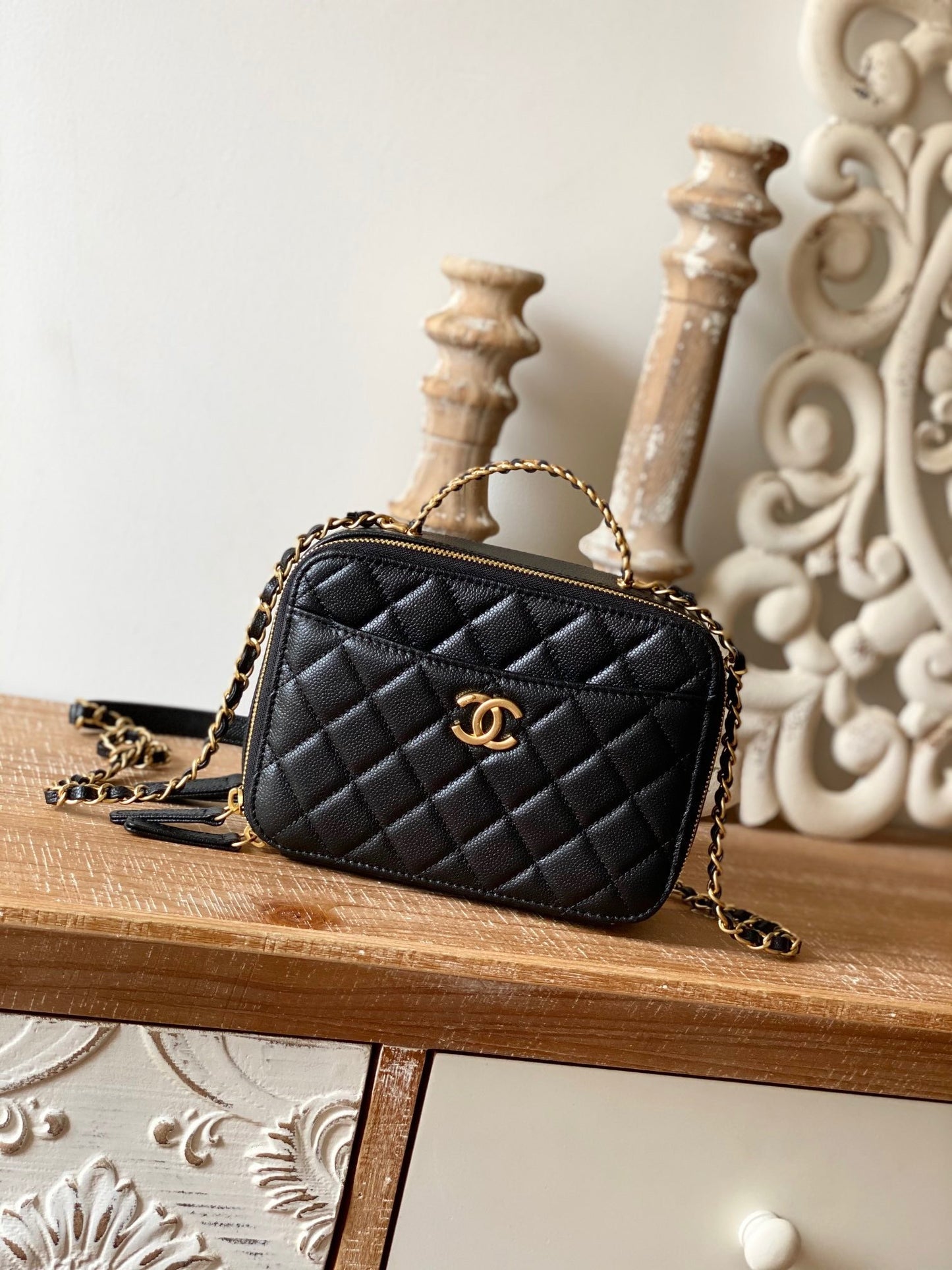 Chanel Small Vanity Case Gold Hardware Black For Women, Women&#8217;s Handbags, Shoulder Bags 5.9in/15cm AS3228 B08008 94305