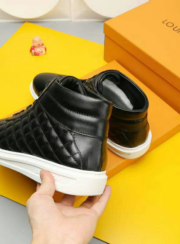 VO - LUV HIgh Top Metal Black Sneaker