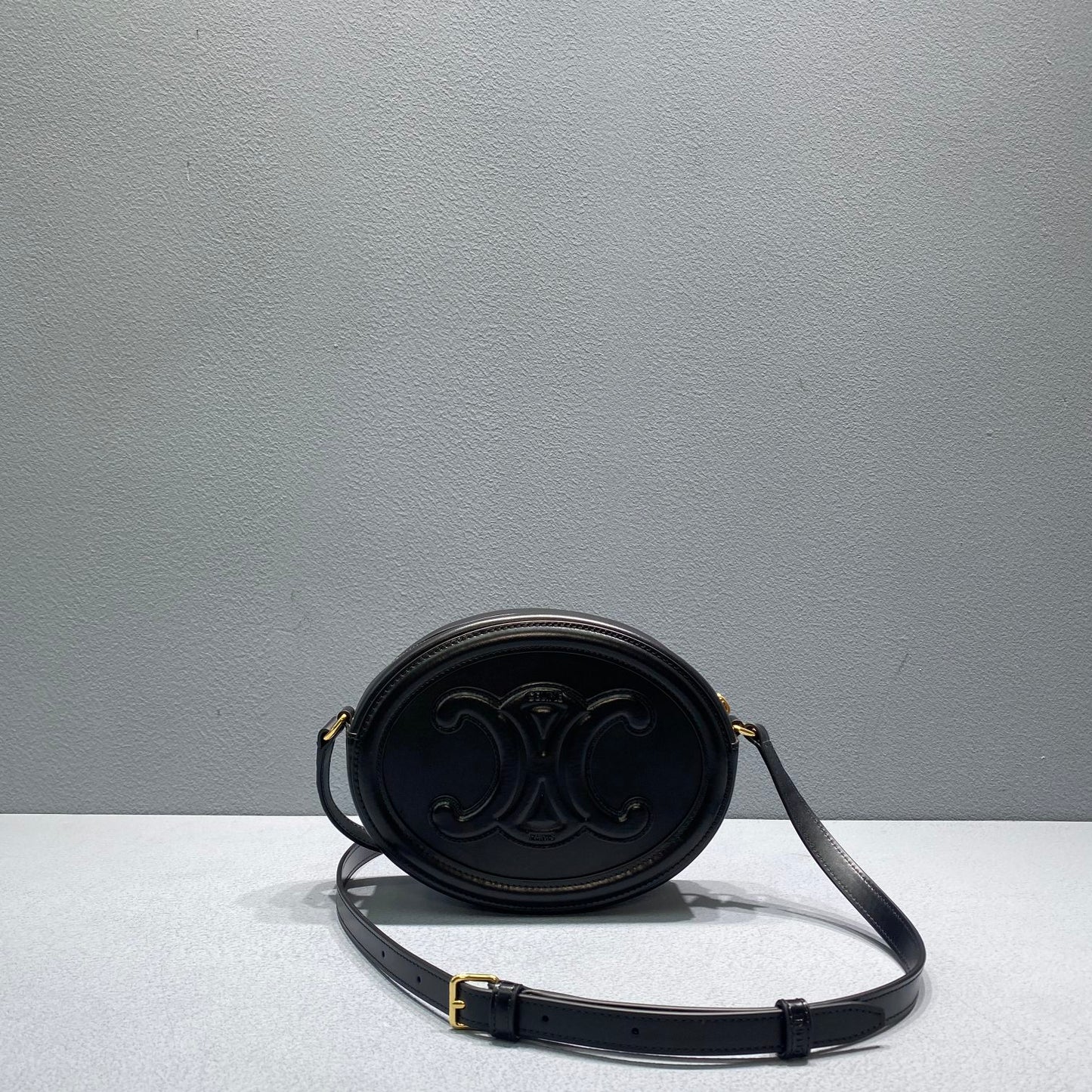 CE Oval Bag Cuir Triomphe Black For Women 8in/20cm 198603DXC.38NO