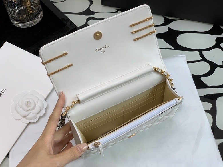 ChanelFlap Bag White For Women 7.4in/19cm