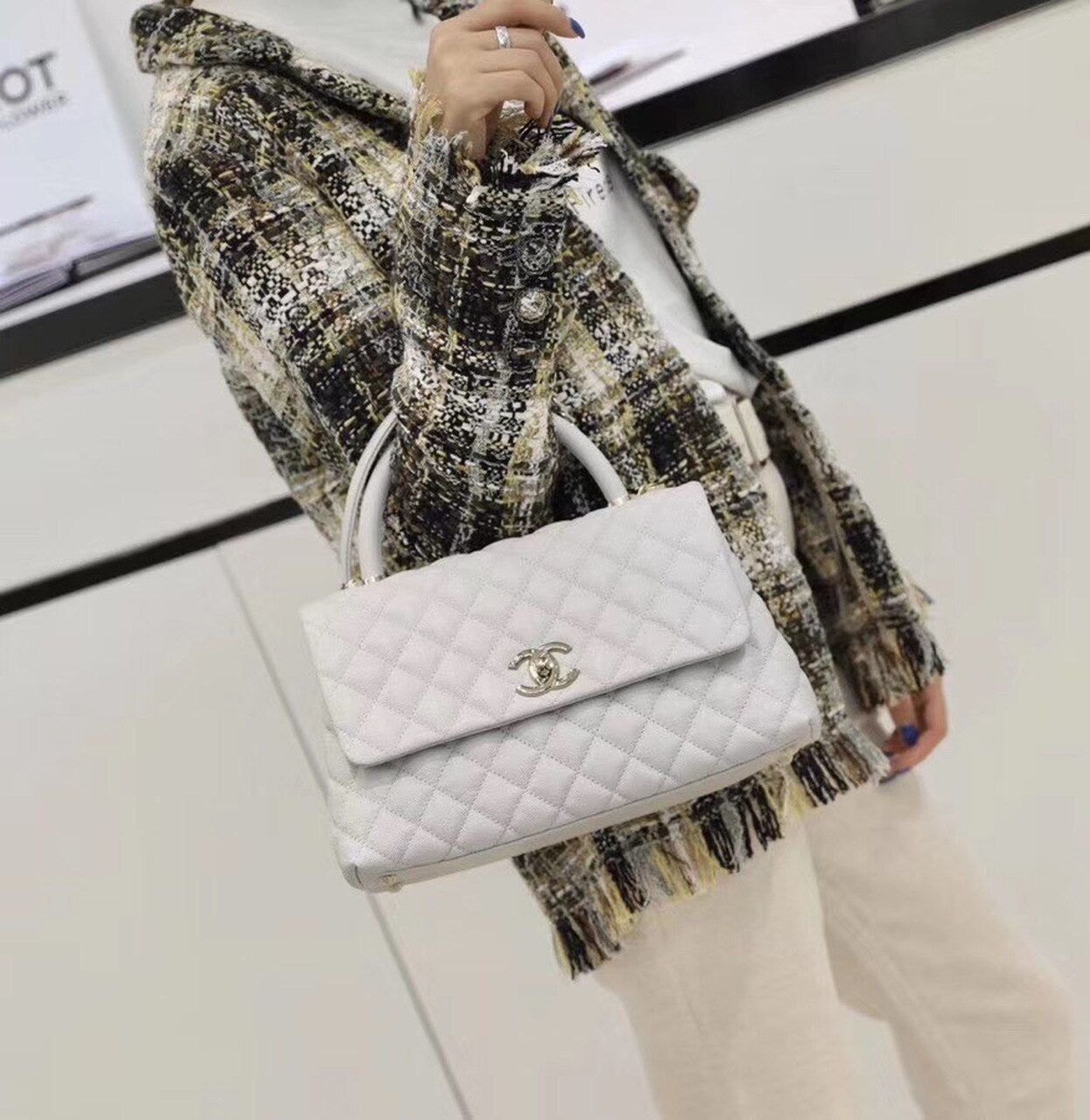 Chanel Coco With Top Handle Bag Gold Toned Hardware White For Women 11.4in/29cm