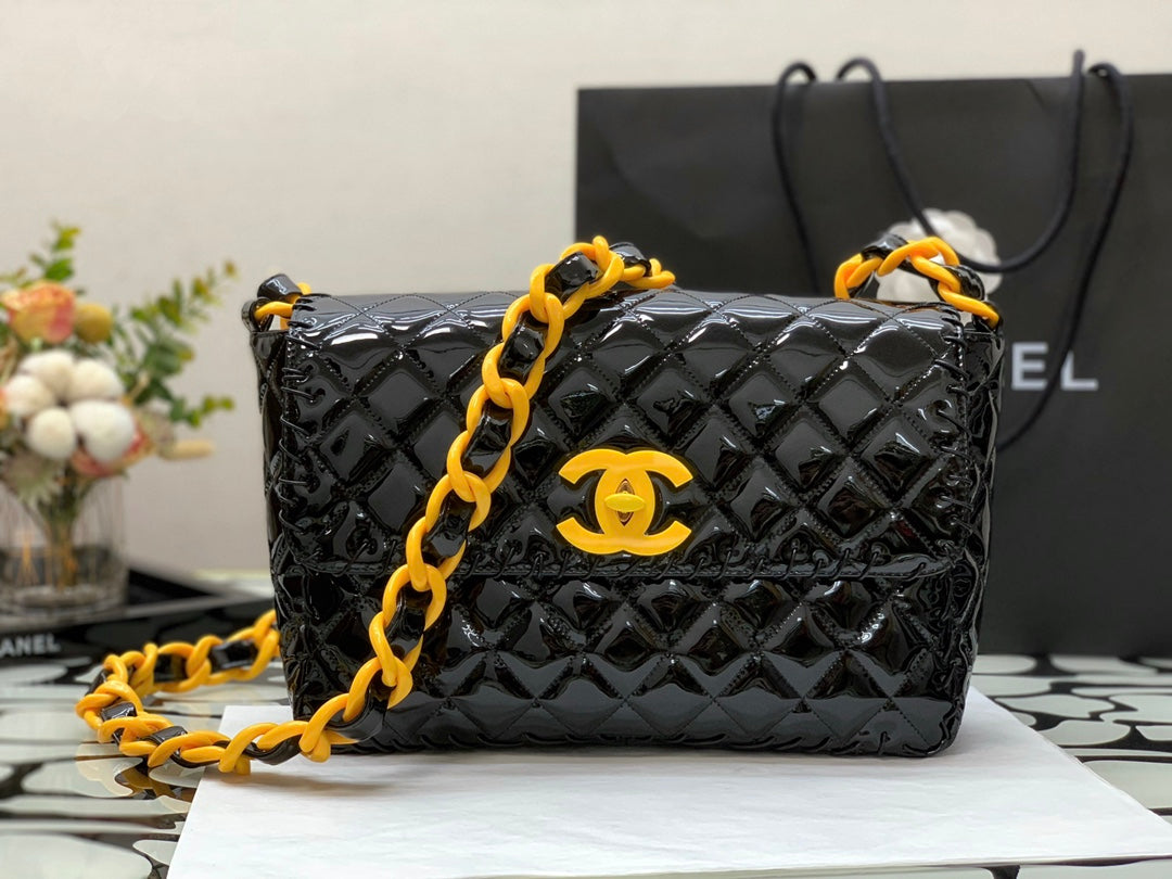 ChanelVinyl Classic Black and Yellow Shoulder bag For Women 29cm/11.5in