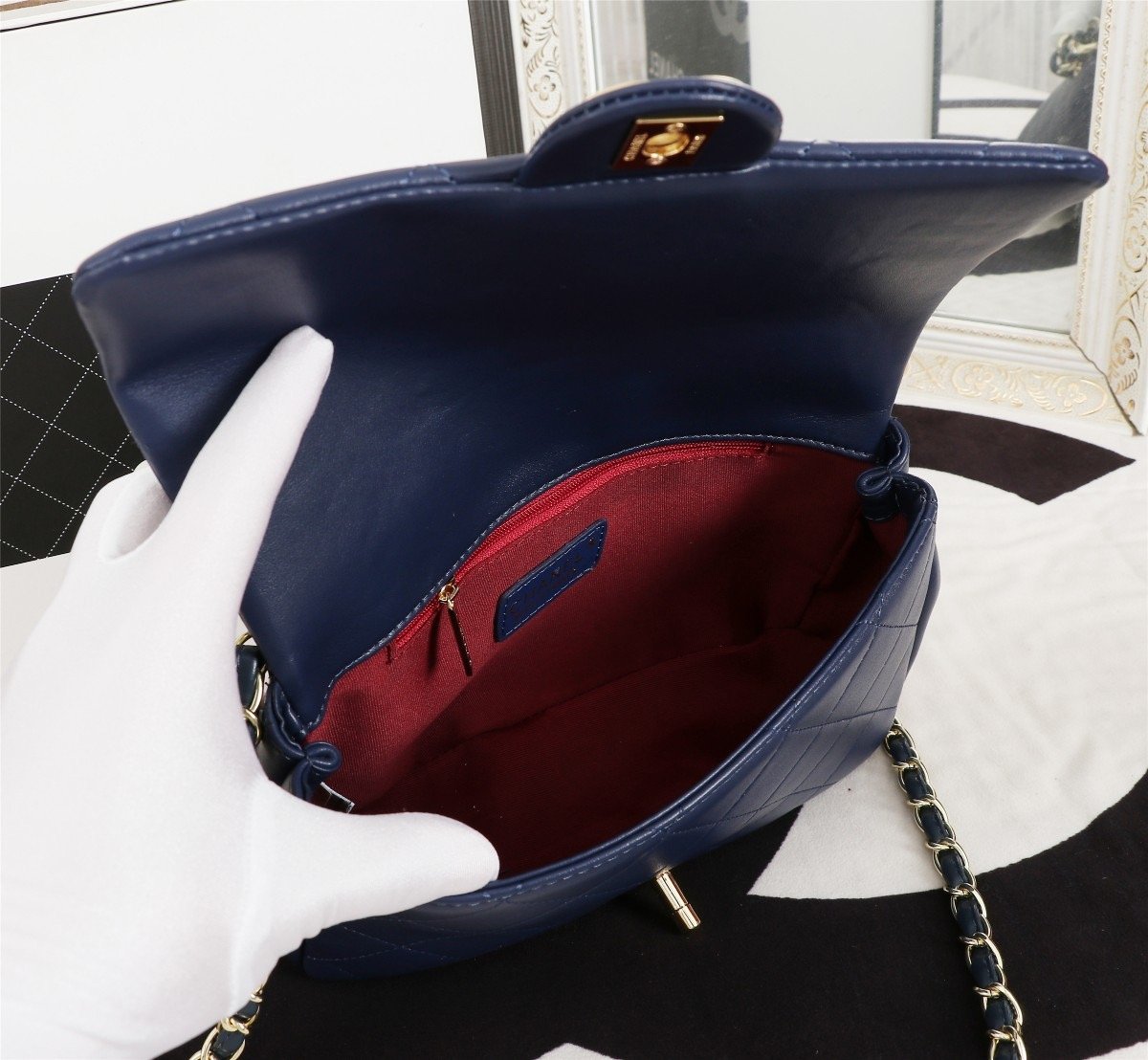 VO - AF Handbags CHL 121