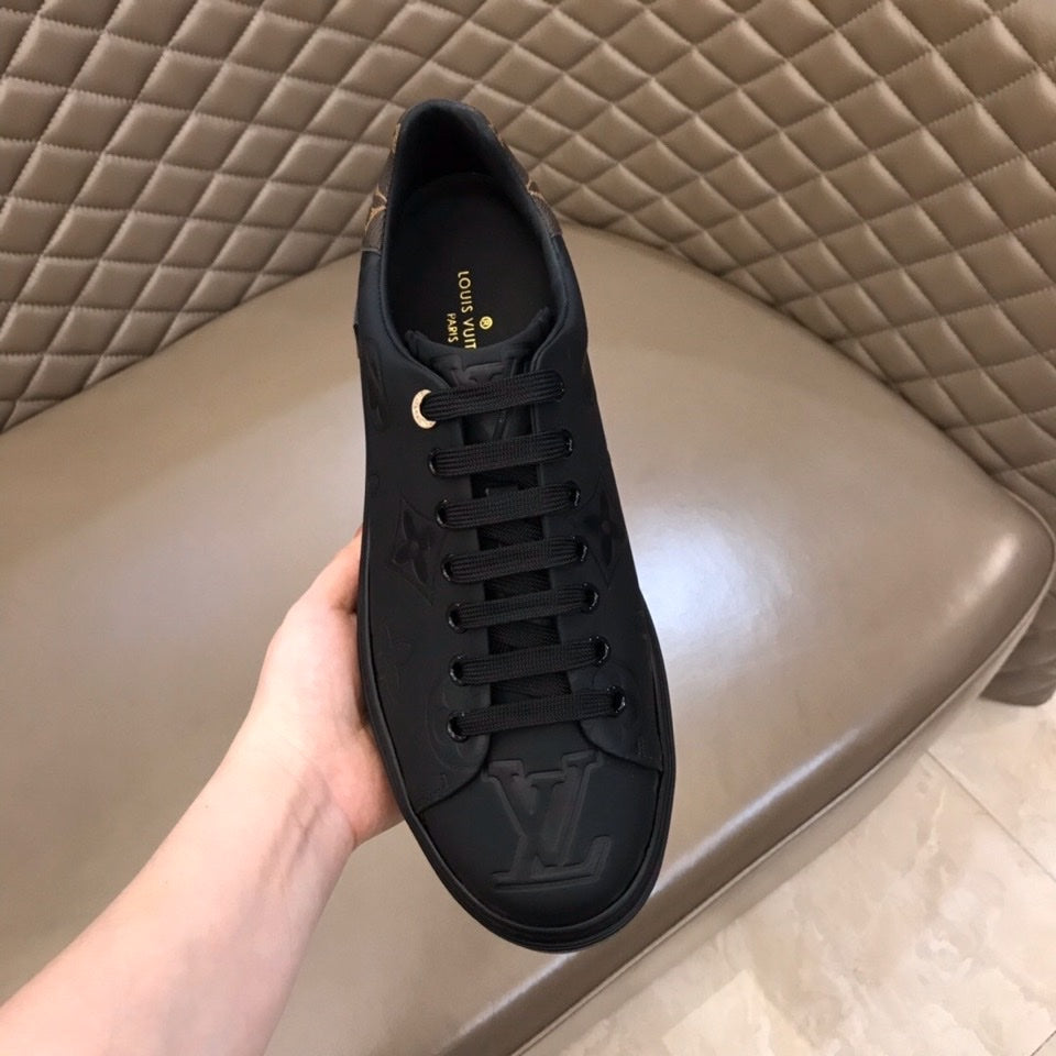 VO - LUV Casual Slip Black Sneaker