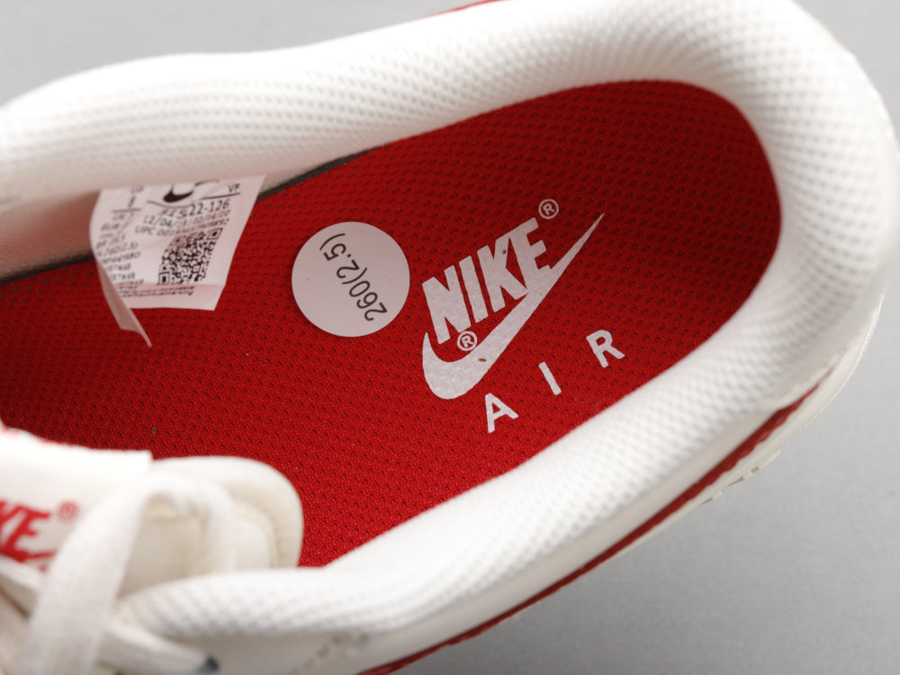 VO - AF1 retro white red low top