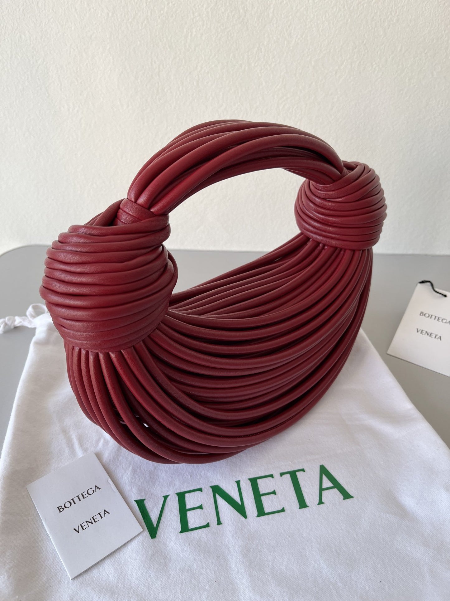 BV Double Knot Red, For Women, Bags 9.8in/25cm