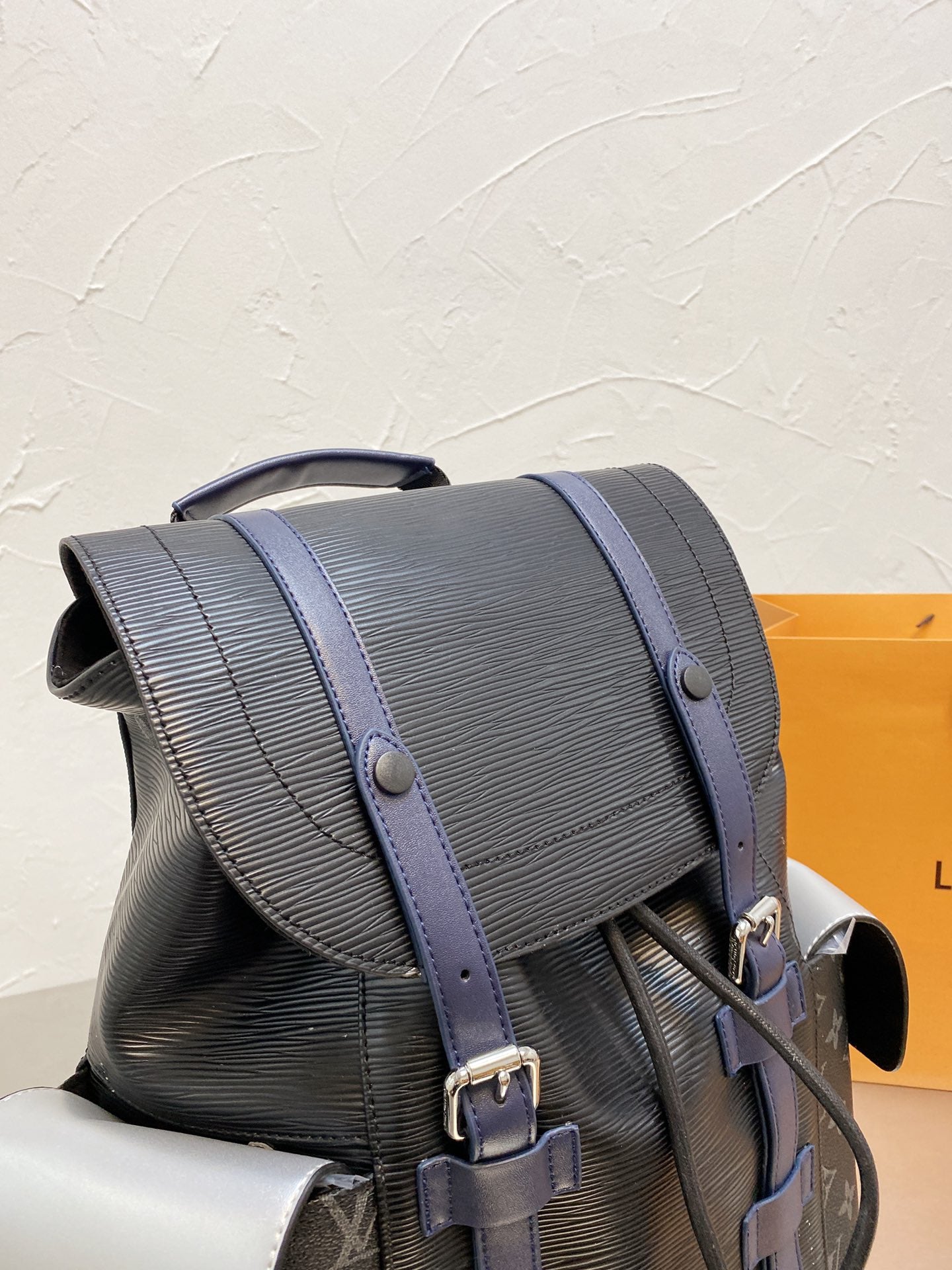 VO - AF Handbags LUV 077