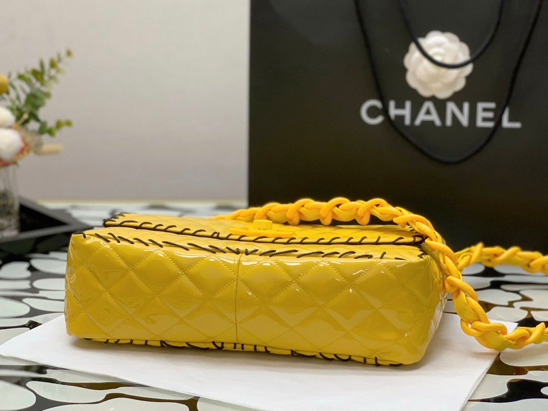 ChanelVinyl Classic Yellow Shoulder bag For Women 29cm/11.5in