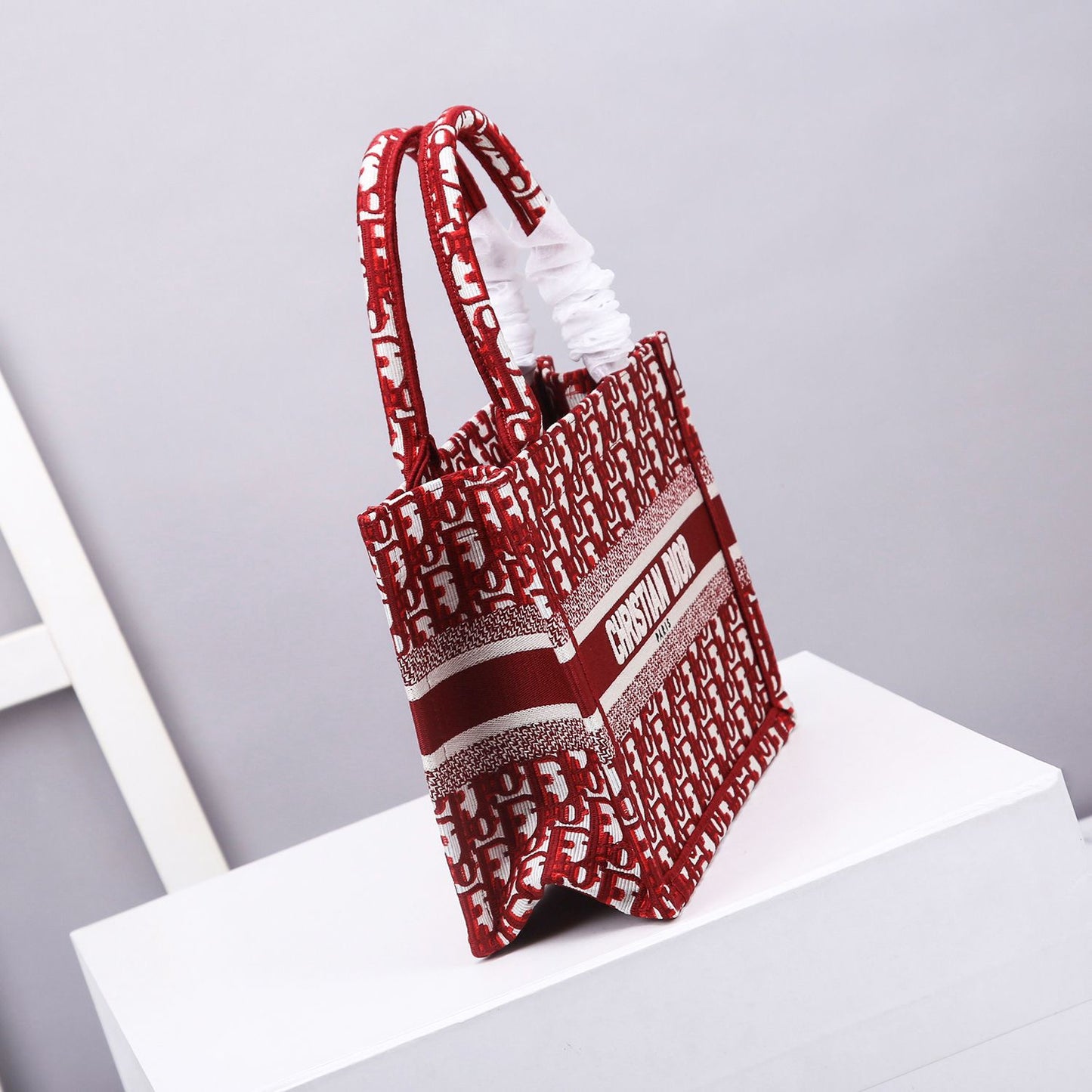 DI Small Book Tote Red, For Women, Women’s Handbags 26.5cm/10.5in CD M1265ZRIW_M17E