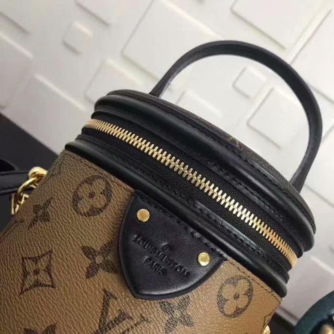 VO - AF Handbags LUV 277