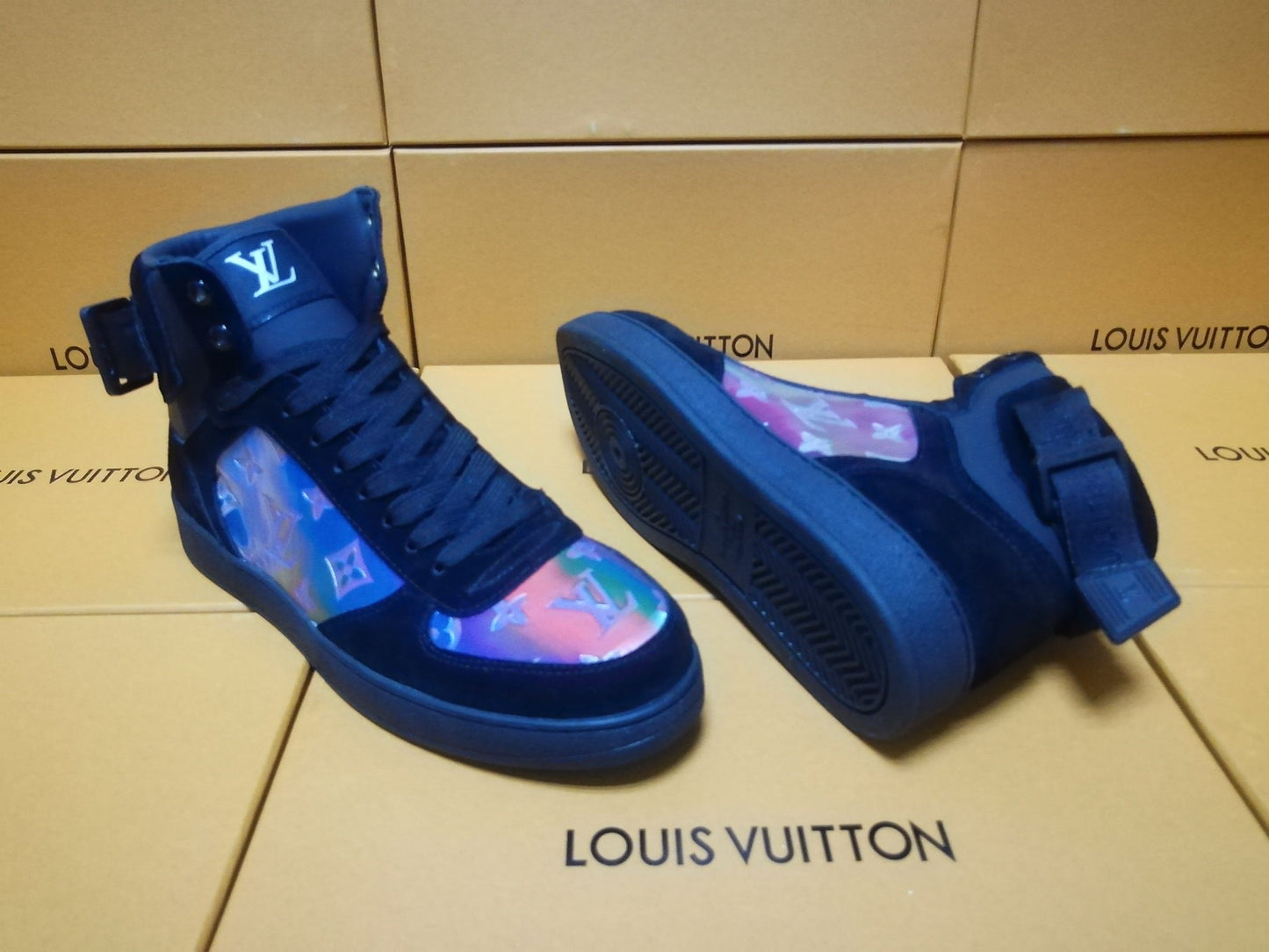 VO - LUV Rivoli Blue Sneaker