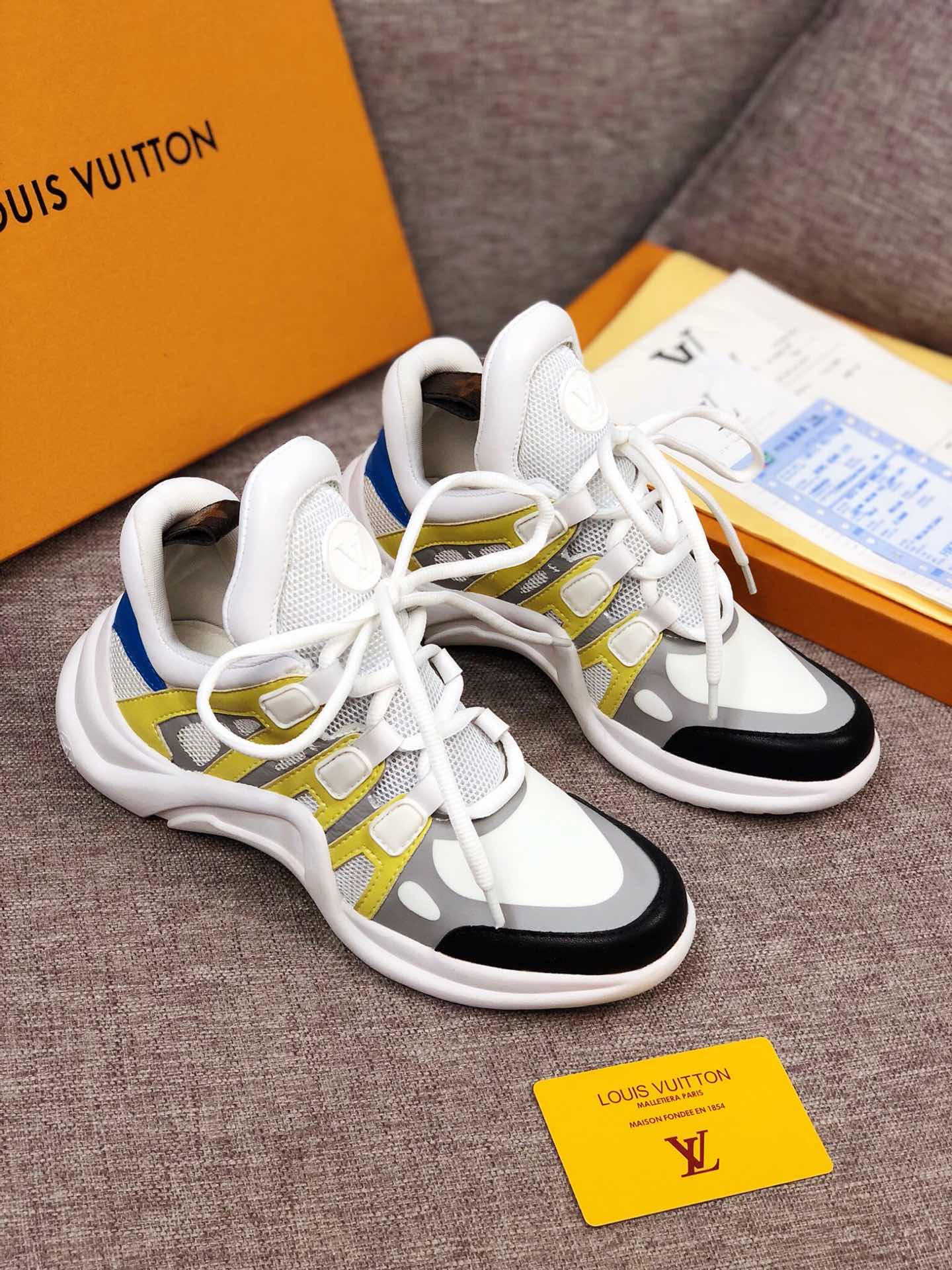 VO - LUV Archlight Brown Black Yellow Sneaker