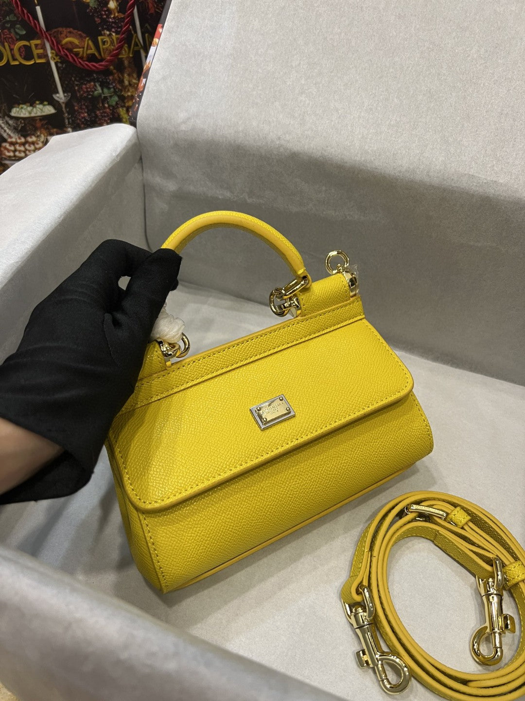 DG Small Sicily Bag In Dauphine Yellow For Women 7.5in/19cm DG