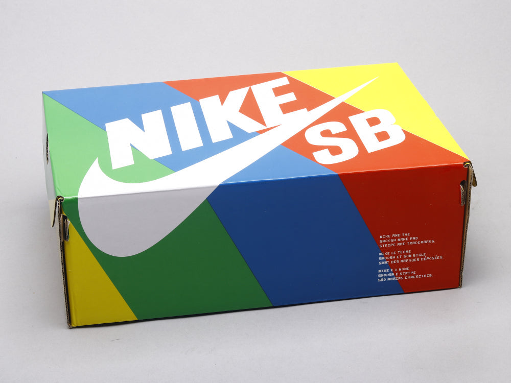 VO - AF NKE SNEAKER 382