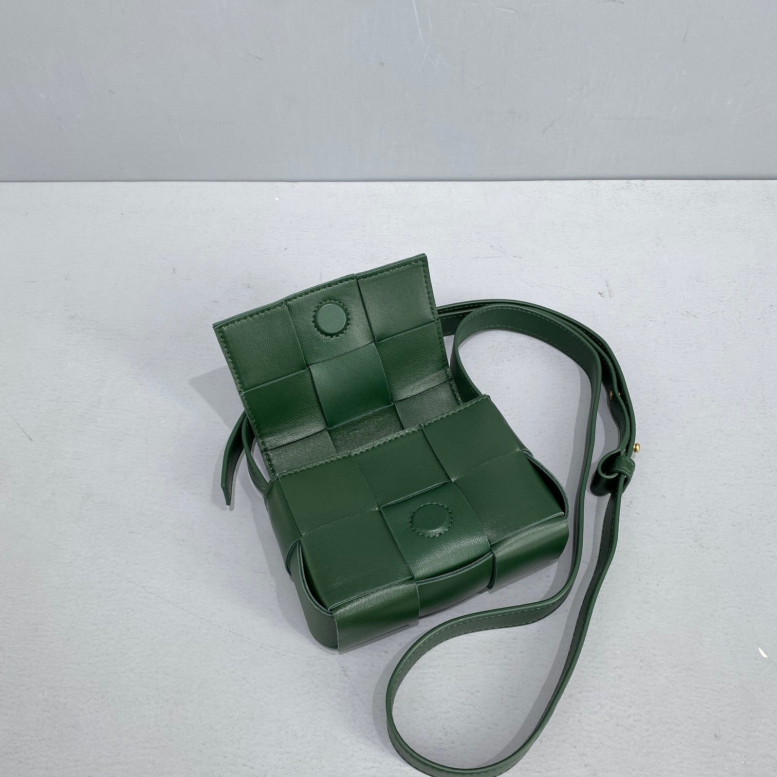 BV Candy Cassette Dark Green, For Women, Bags 4.7in/12cm