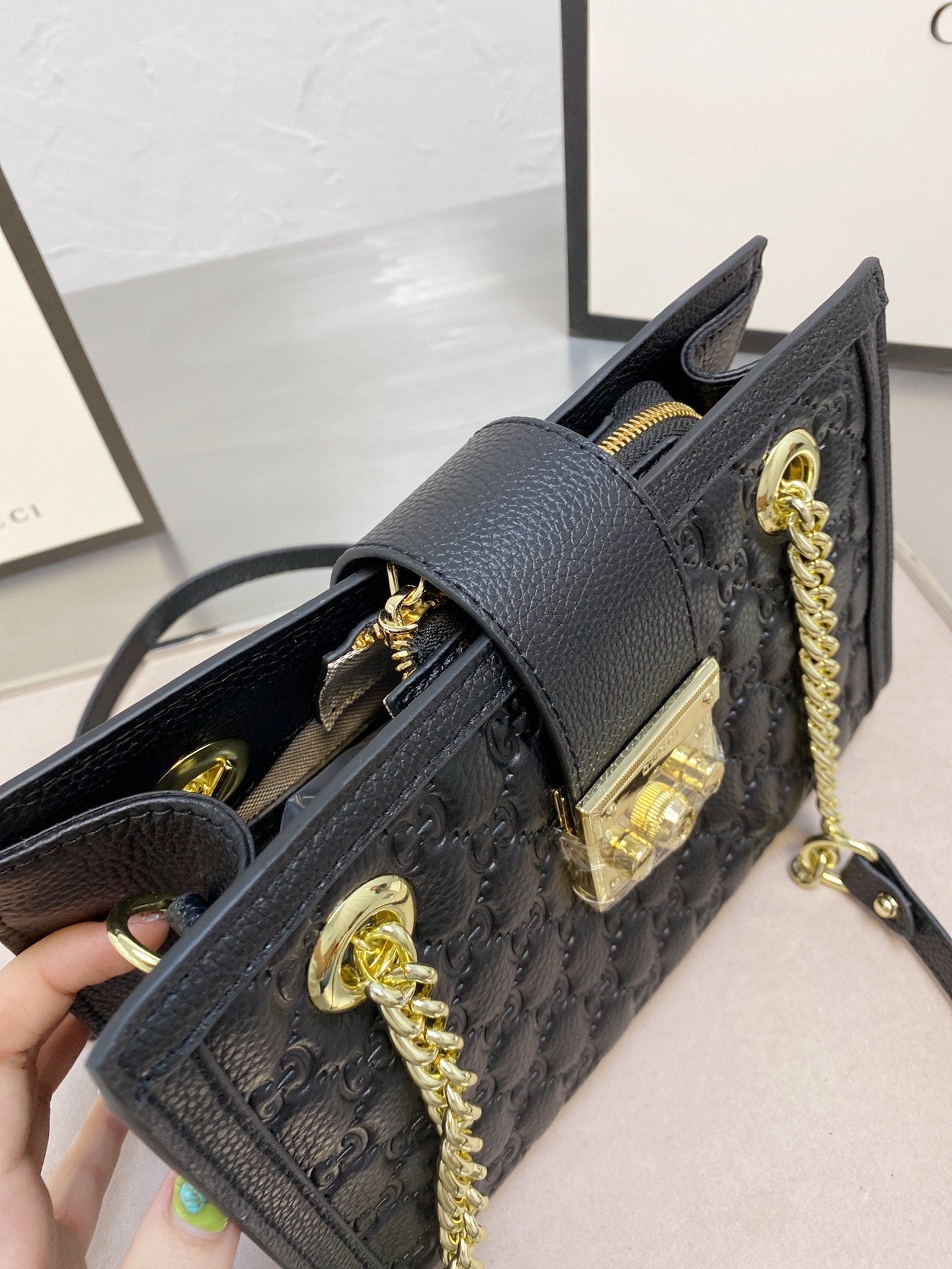 VO - AF Handbags GCI 205