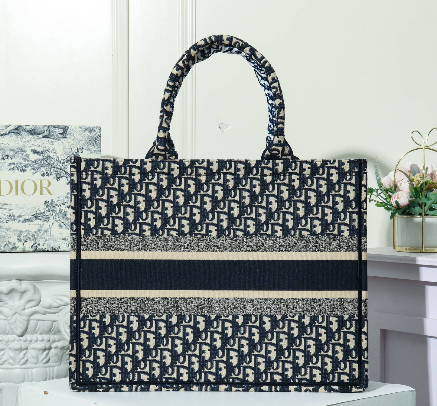 VO - AF Handbags DIR 141