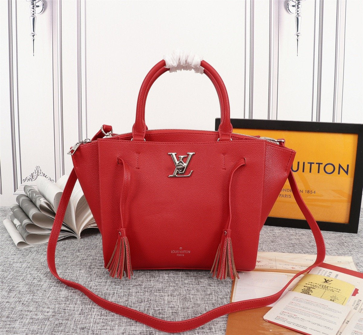 VO - AF Handbags LUV 193