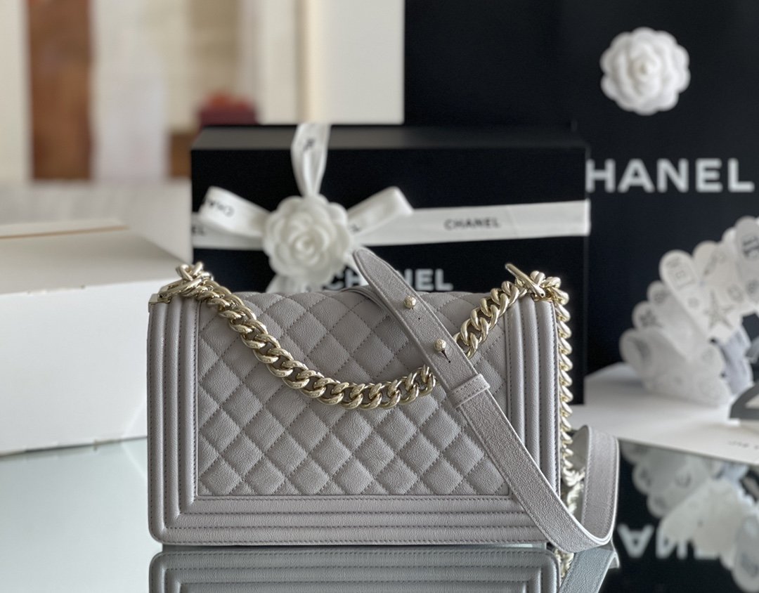 ChanelMedium Classic Flap Bag 25cm Grey For Women A67086