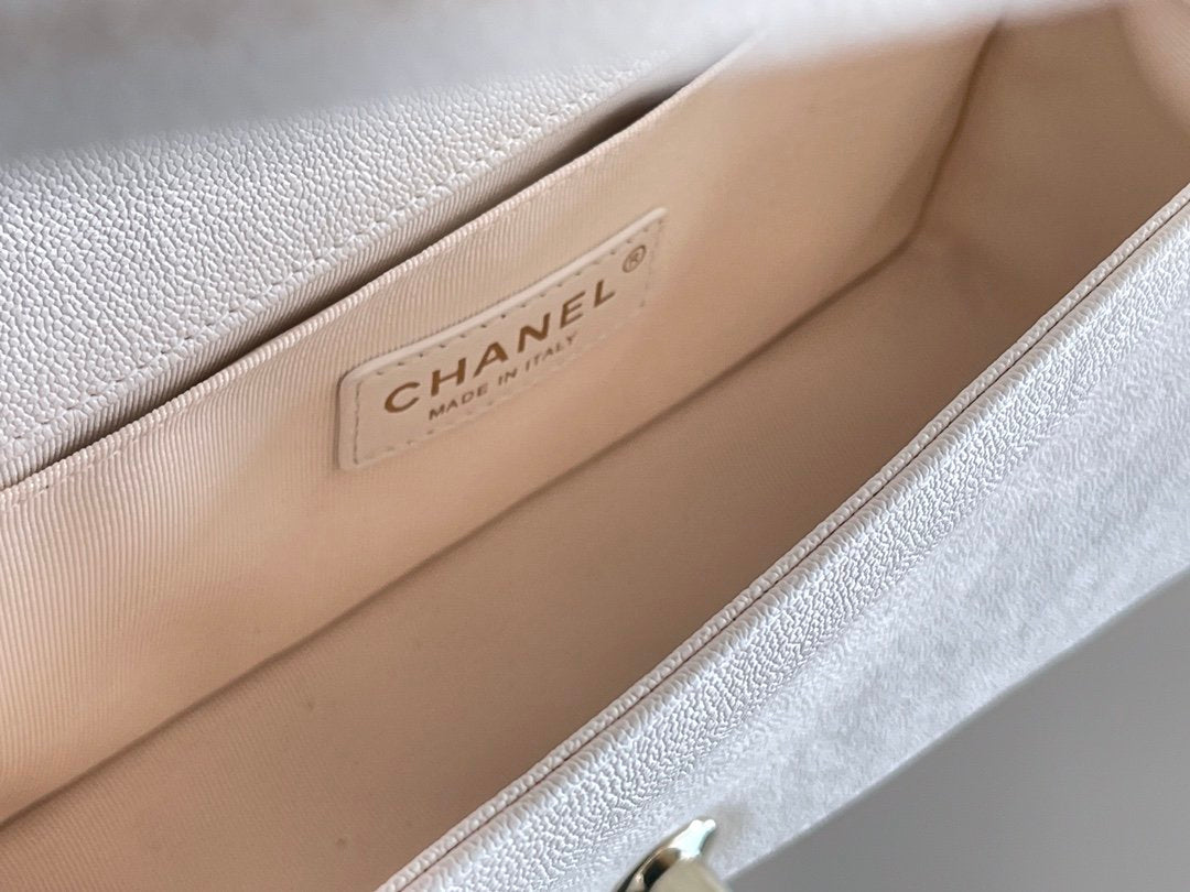 ChanelMedium Classic Flap Bag 25cm White For Women A67086